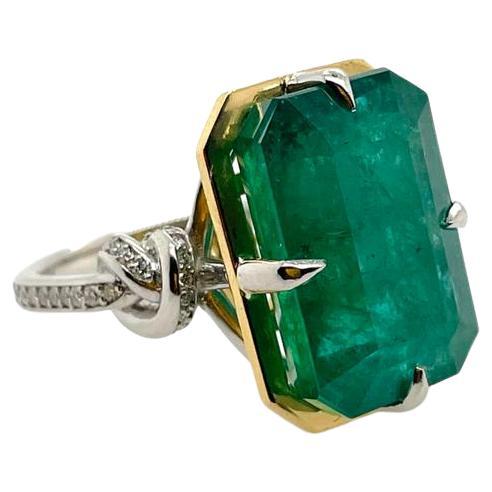 11ct Zambian emerald ring with diamonds 22k yellow gold and platinum  For Sale