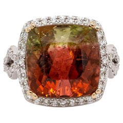 Anillo de Turmalina Bicolor de 11cts con Halo de Diamante Natural en Oro Macizo Dual de 14K