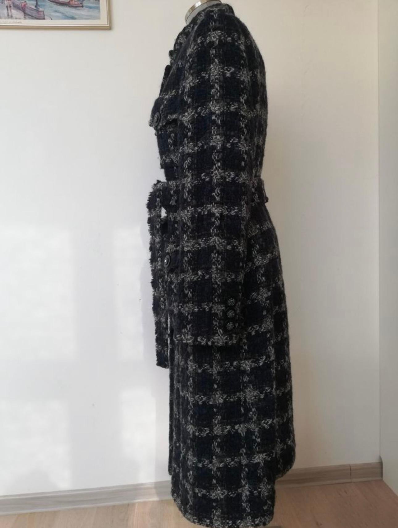 11K$ Paris / Cosmopolite CC Jewel Buttons Tweed Coat 3