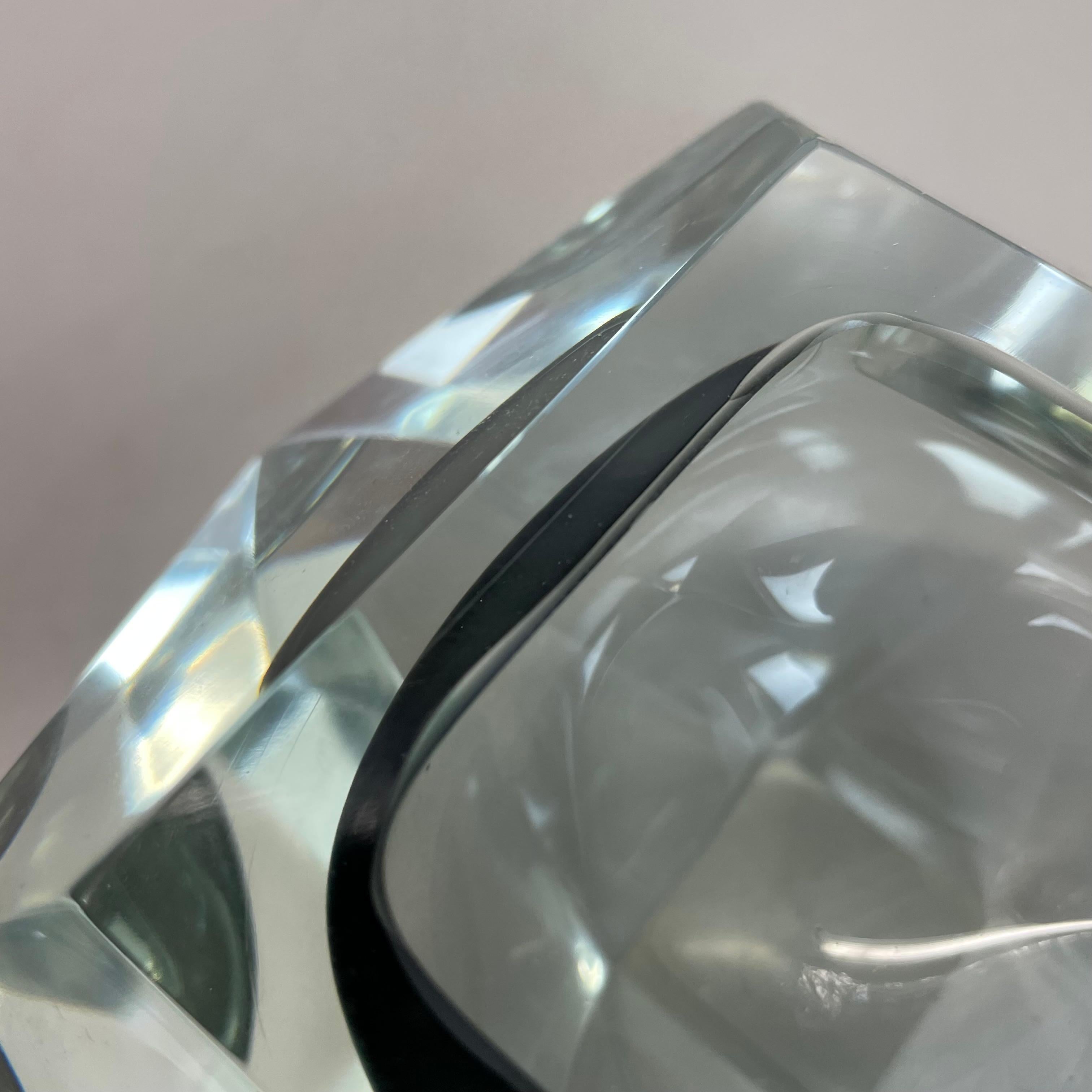 1,1 kg Murano Glass Sommerso grau DIAMOND Schalen-Aschenbecher, Flavio Poli, Italien, 1970er Jahre im Angebot 1