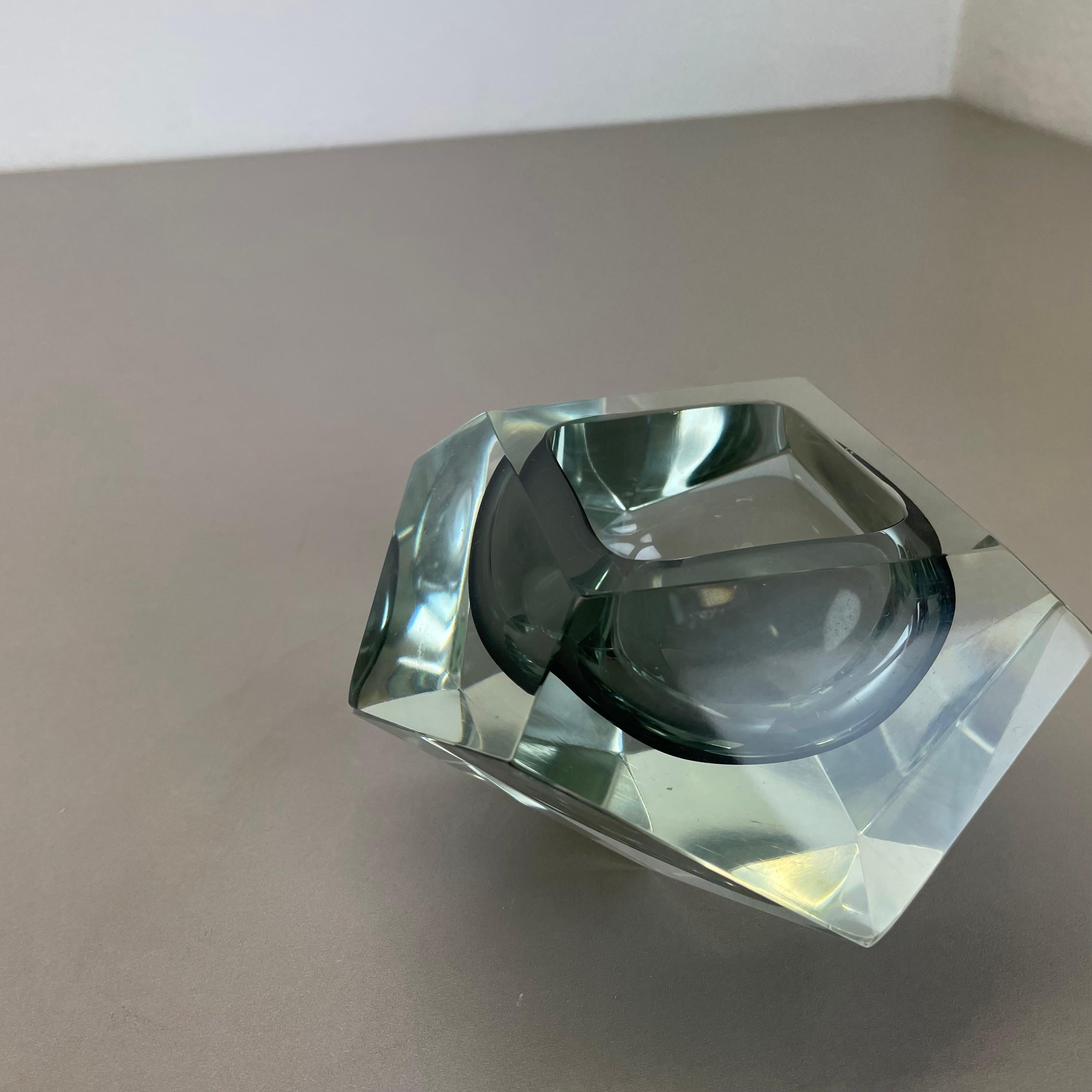 1.1kg Murano Glass Sommerso grey DIAMOND Bowl Ashtray, Flavio Poli, Italy, 1970s For Sale 9