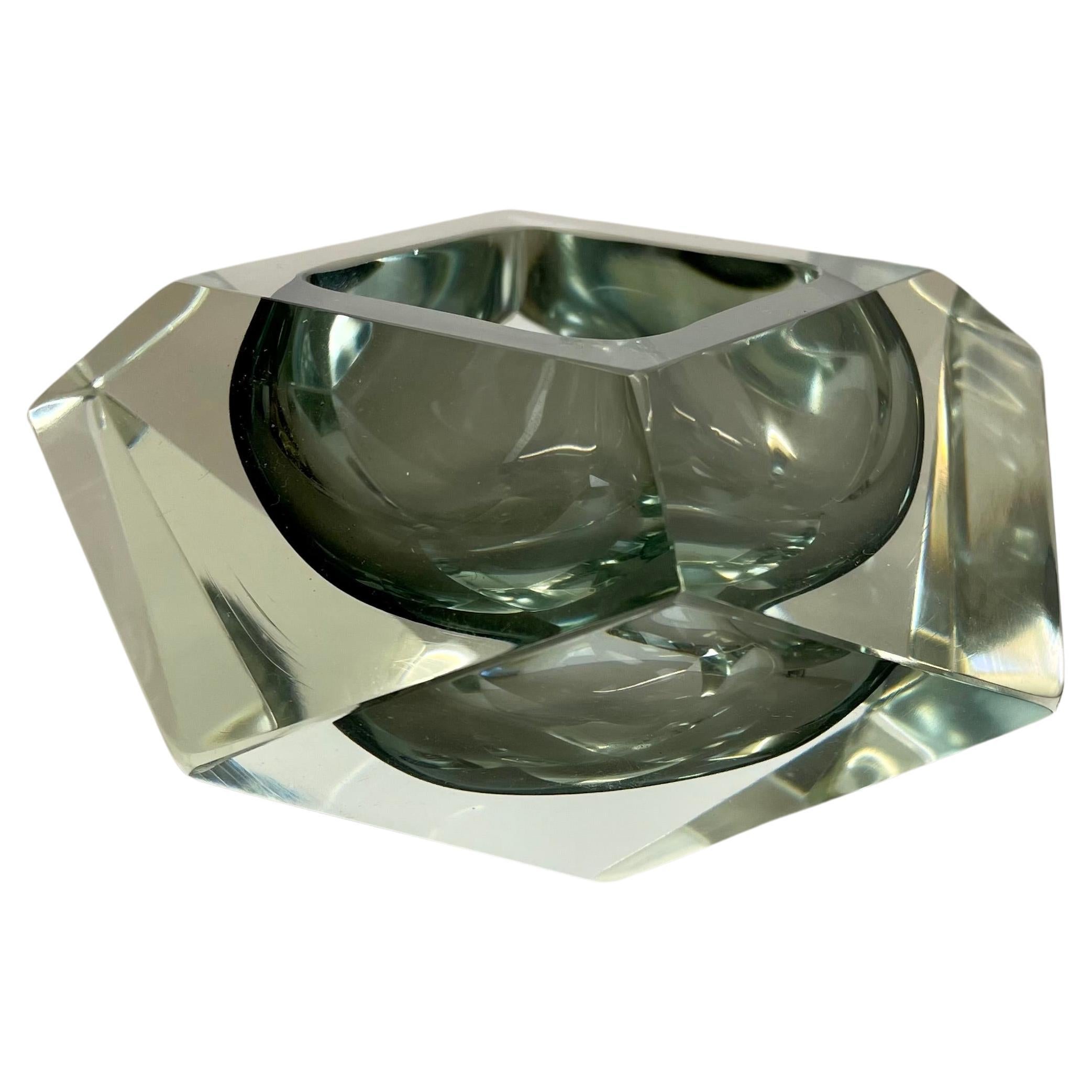 1.1kg Murano Glass Sommerso grey DIAMOND Bowl Ashtray, Flavio Poli, Italy, 1970s