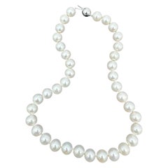 11mm Jumbo Pearl Strand 18" Necklace Beads 14 Karat White Gold