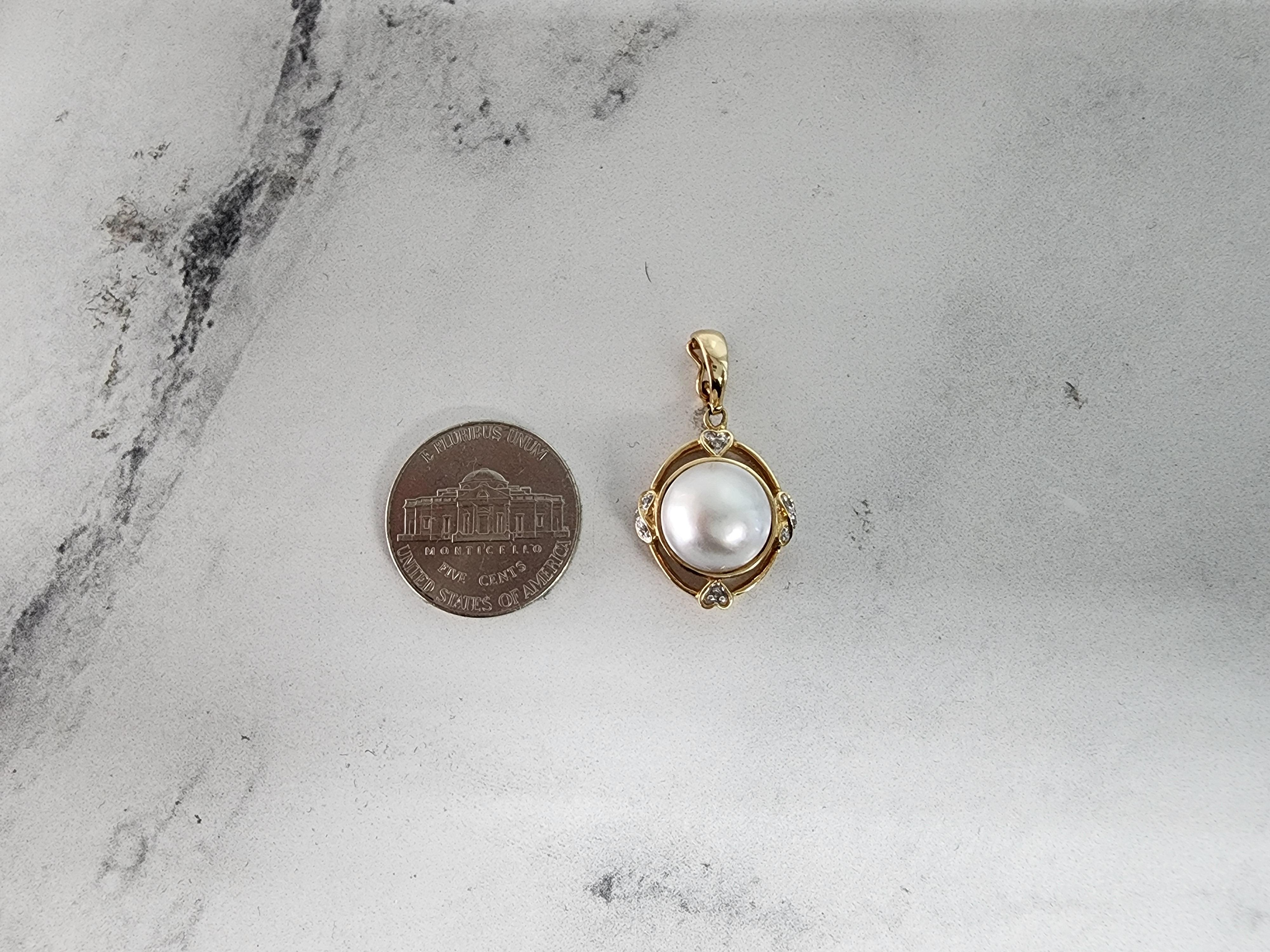 Collana di perle Mabe da 11 mm con accenti di diamanti In condizioni Nuovo in vendita a Sugar Land, TX
