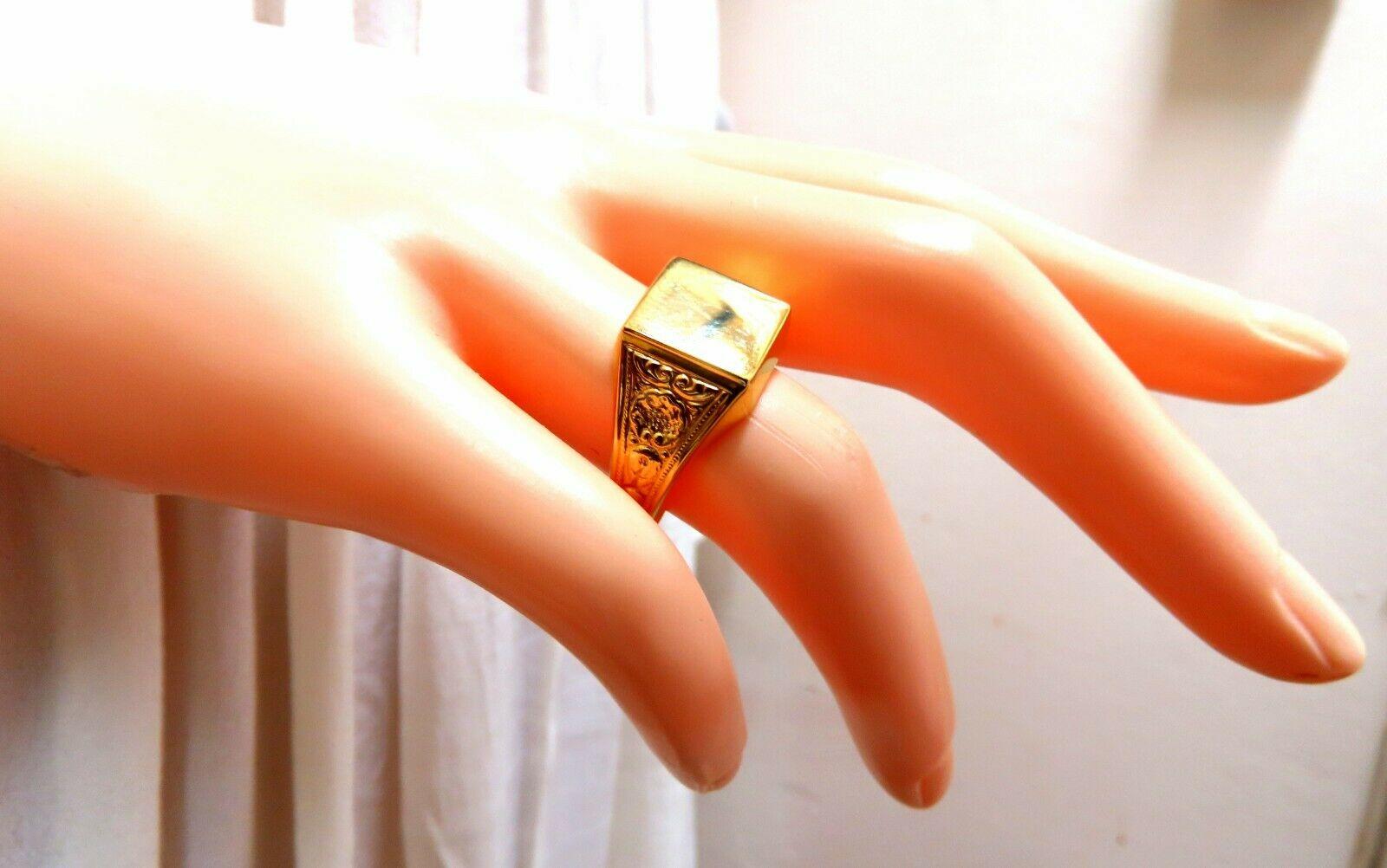 Quadratischer Siegelring für Männer:: 14 Karat:: Ungarn 2
