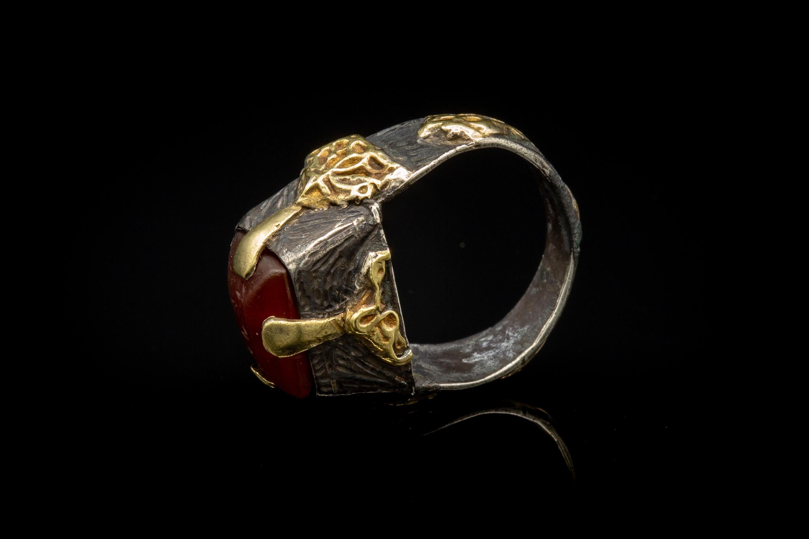 Sugarloaf Cabochon 11th Century Seljuk ‘Selçuklu’ Dynasty Museum-Grade Islamic Intaglio Ring