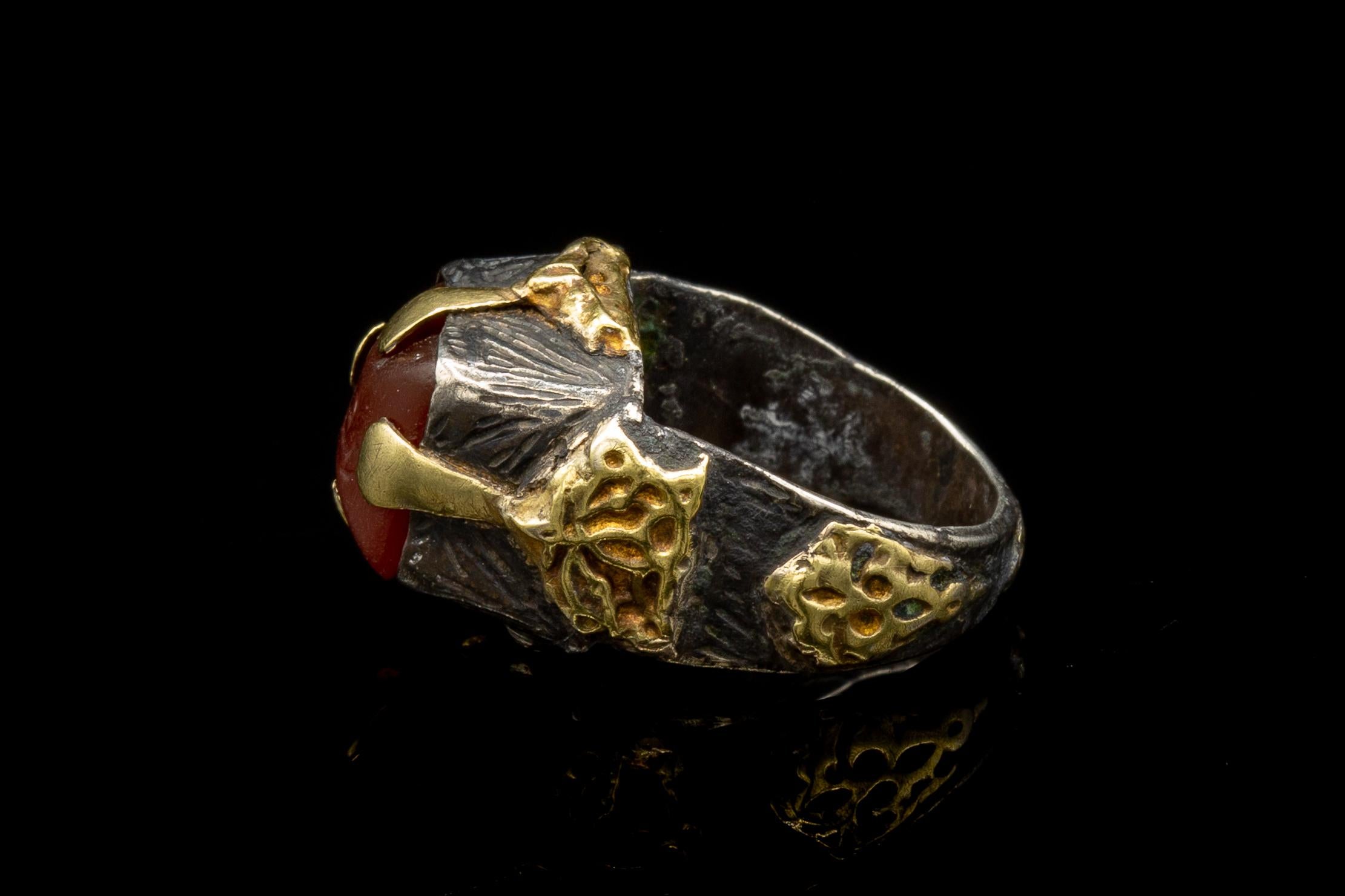 Women's or Men's 11th Century Seljuk ‘Selçuklu’ Dynasty Museum-Grade Islamic Intaglio Ring