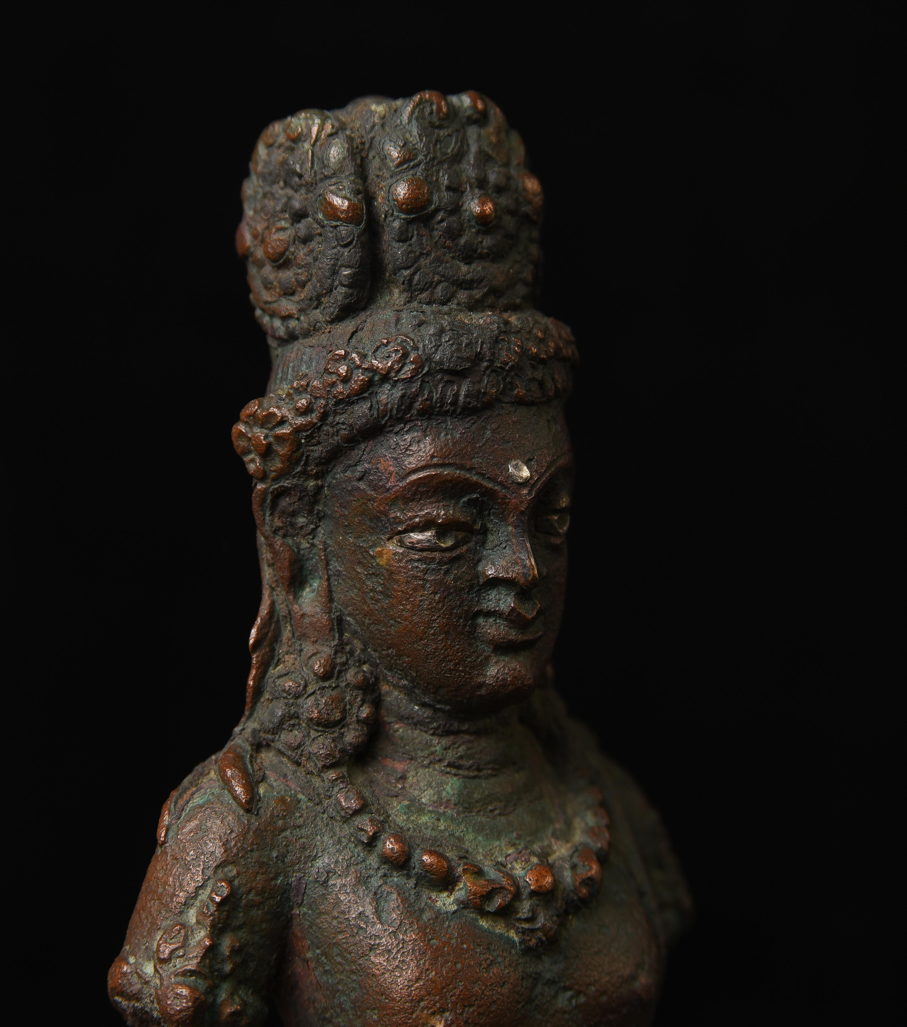 11th century West Tibetan bronze bodhisattva with Silver Inlays. For Sale 7