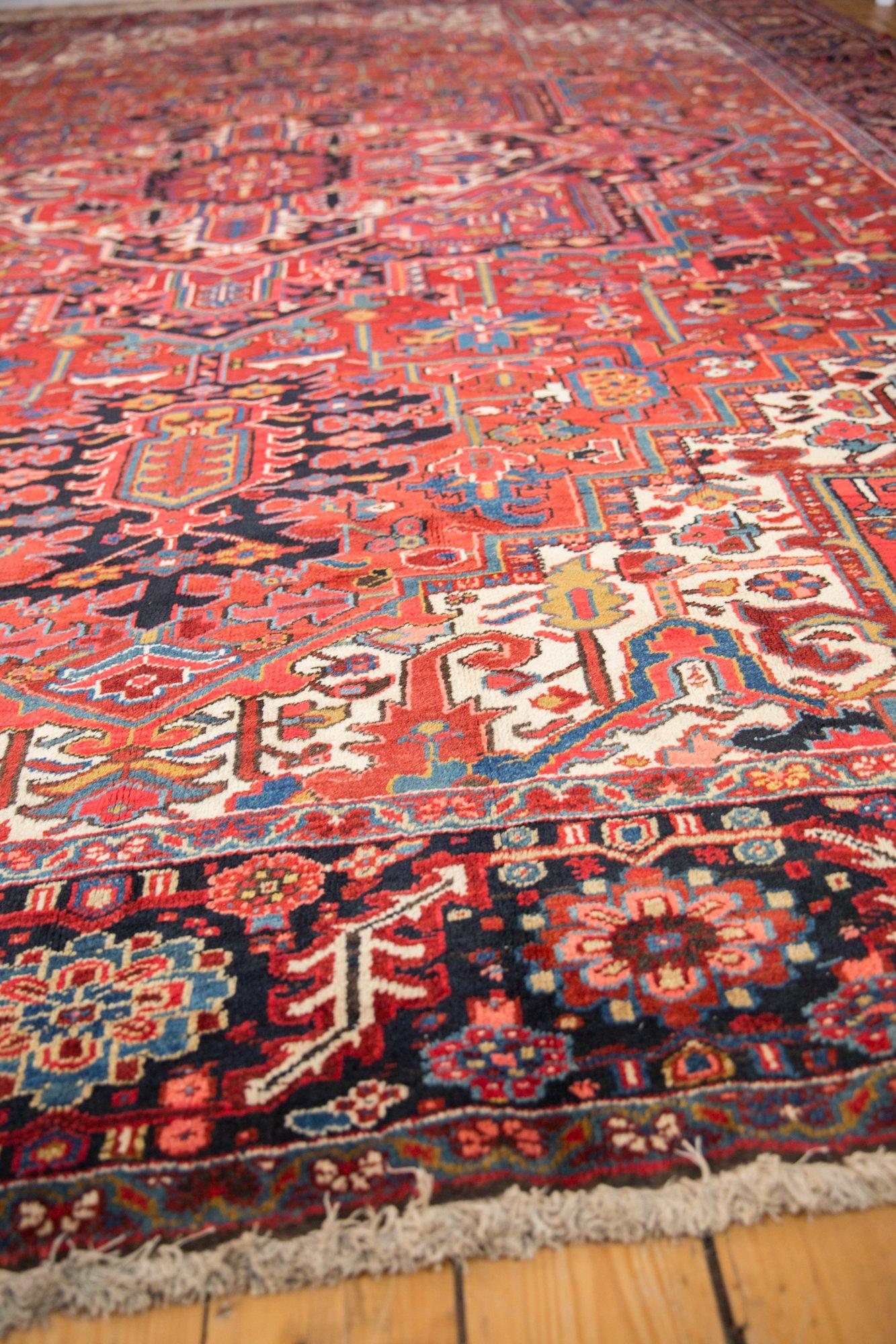 Vintage Heriz Carpet For Sale 1