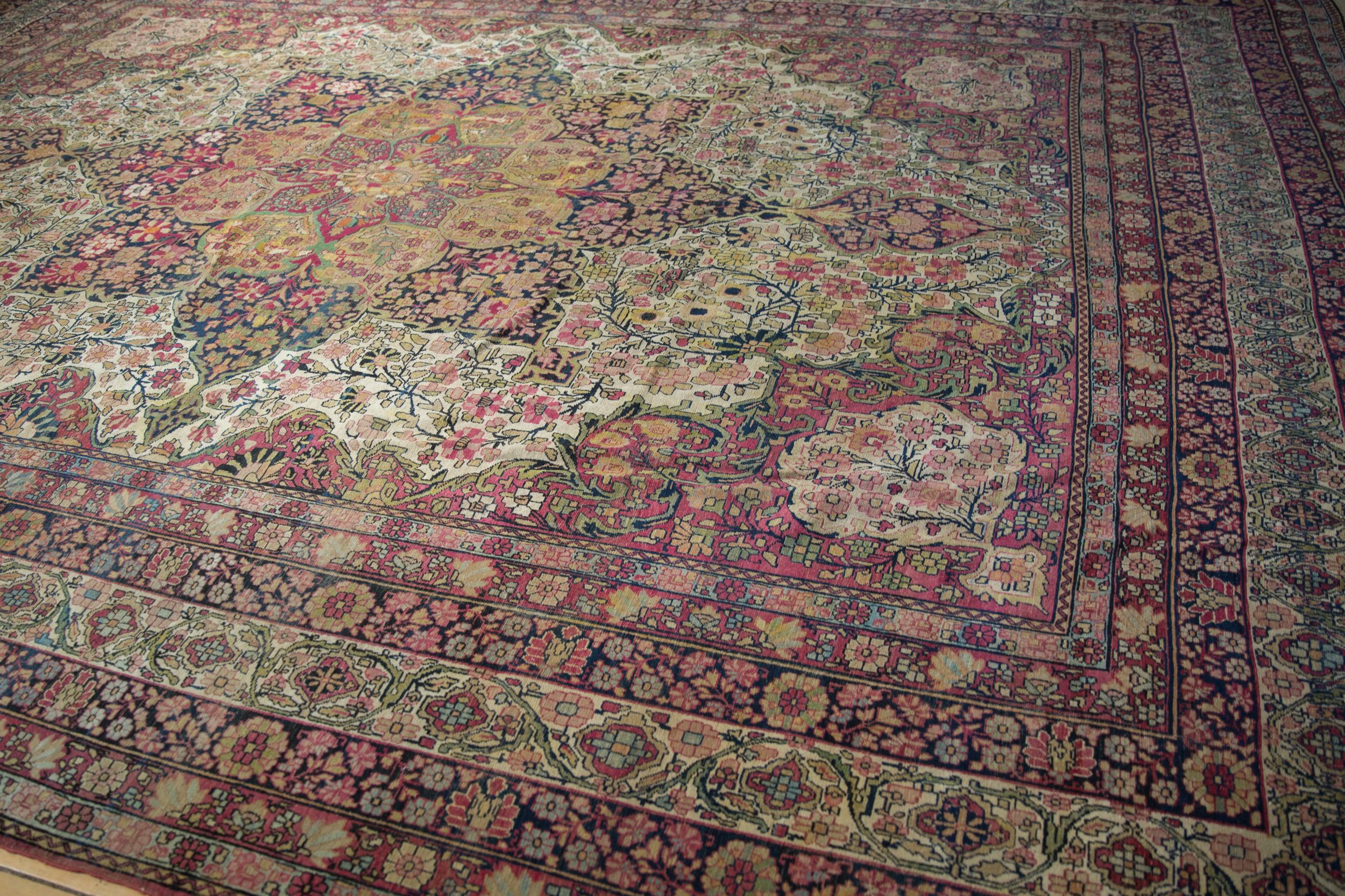 Antiker Kermanshah-Teppich im Angebot 3