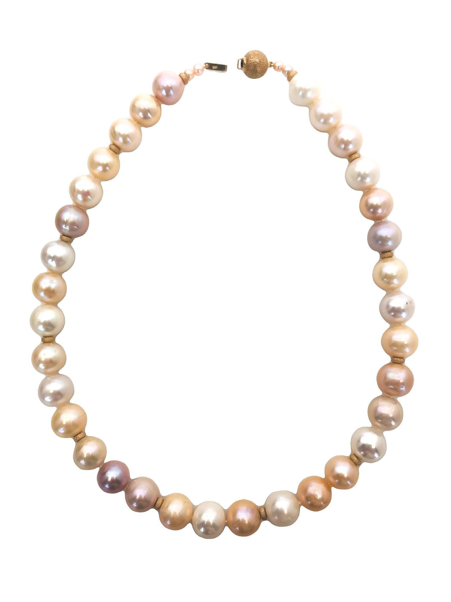 12-13mm Peach Freshwater Pearl Necklace with 14k Yellow Gold Accents In New Condition For Sale In Los Angeles, CA