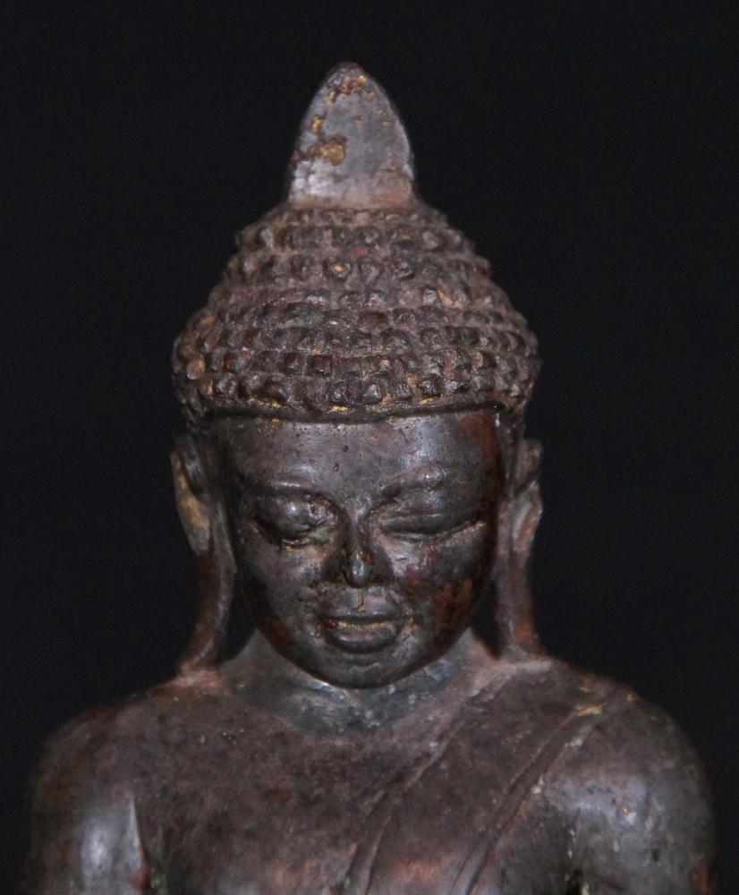 Bronze 12-13th century Special - antique Arakan Buddha from Burma For Sale