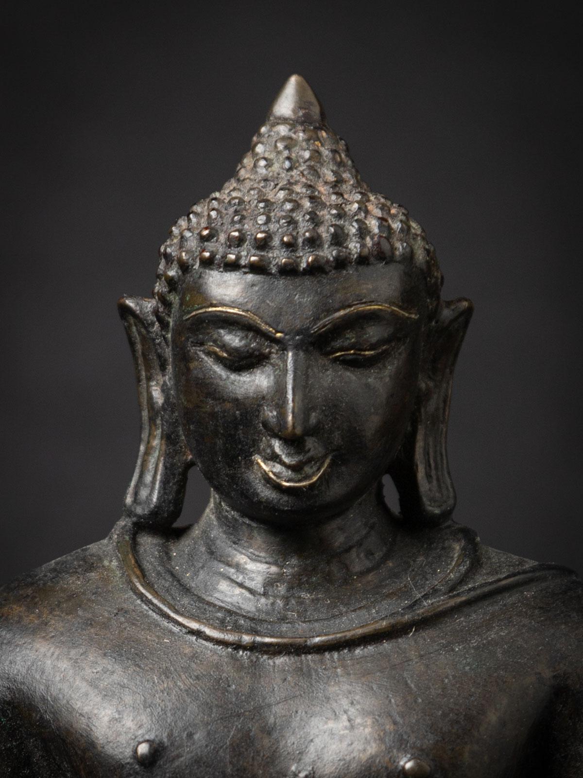 Bronze 12-13th Century Very special antique bronze Bagan Buddha from Burma For Sale