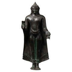 12-13° secolo Un Buddha di Bagan in bronzo antico e molto particolare proveniente dalla Birmania