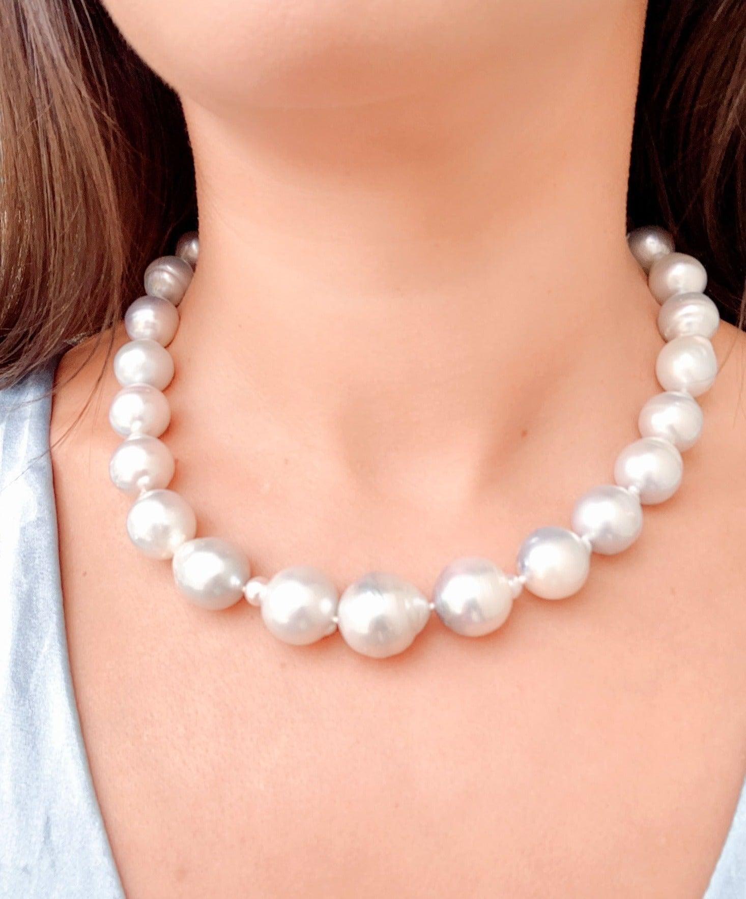 Women's South Sea Baroque Pearl Hand Knotted Necklace 14k White Gold Clasp For Sale