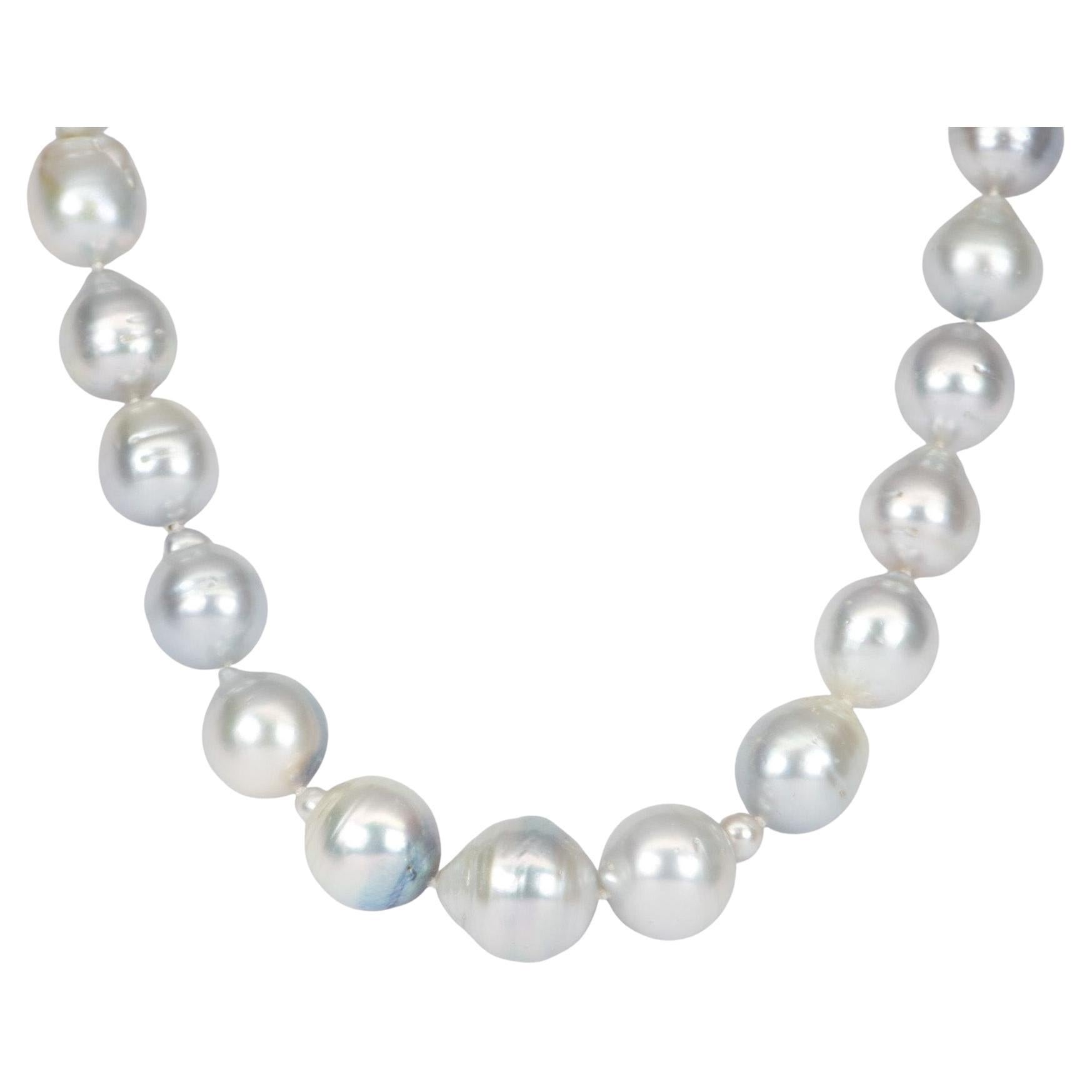 South Sea Baroque Pearl Hand Knotted Necklace 14k White Gold Clasp For Sale
