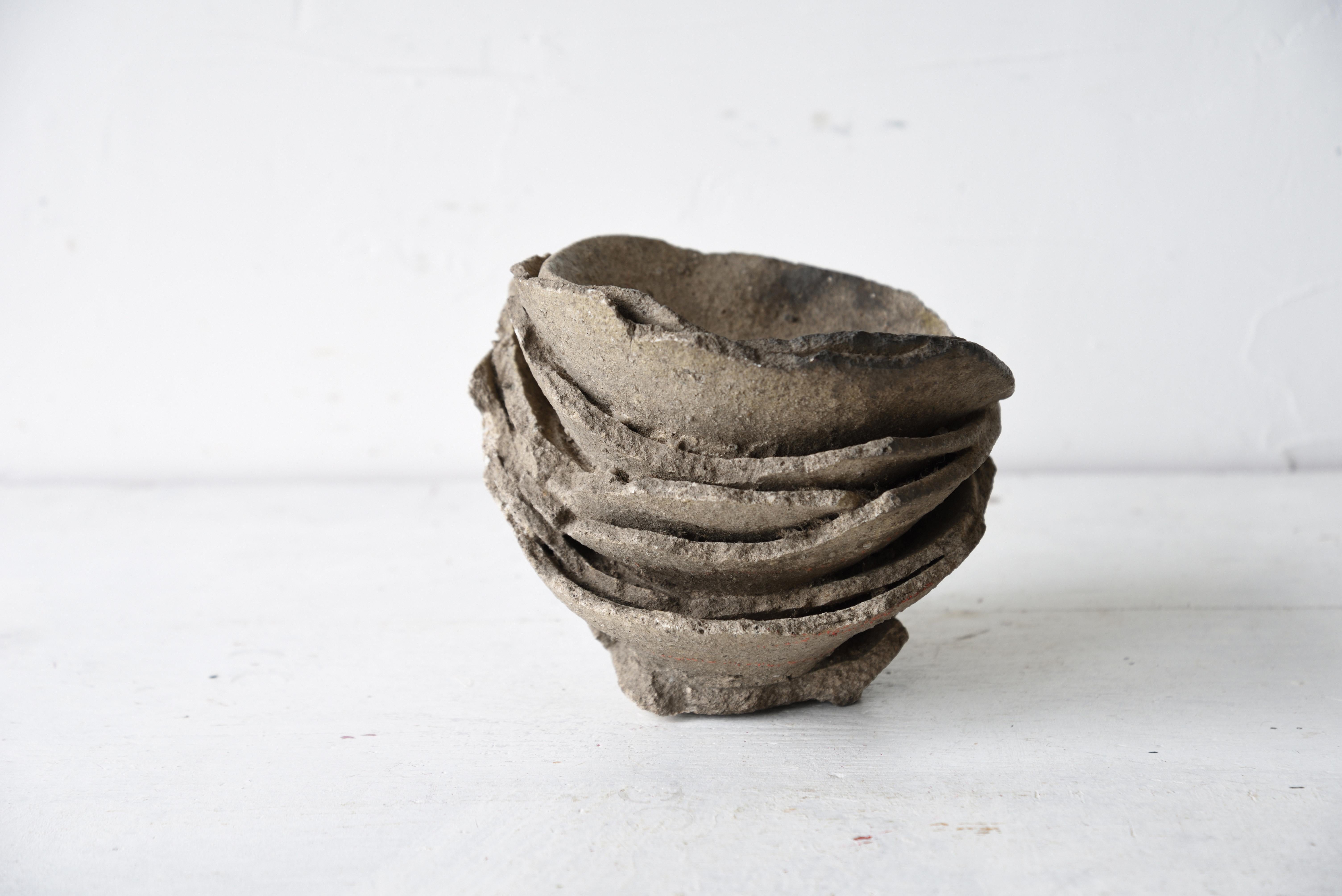 12-16th century Yamajawan 8-layered Japanese proto-pottery mountain bowls For Sale 1