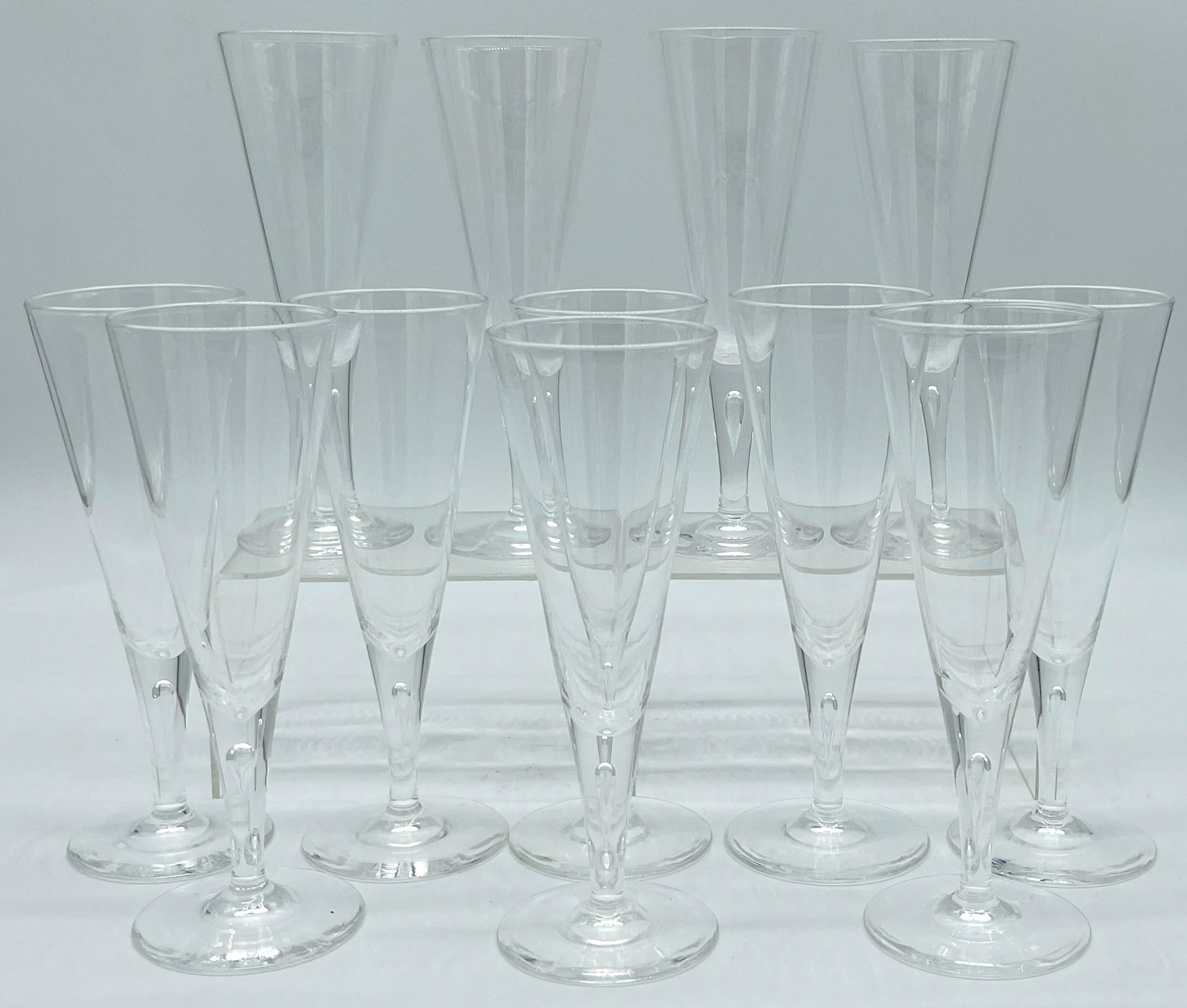 12  1960s Steuben #7924 Burbuja Controlada Copas Grandes/ Champagnes en venta 1