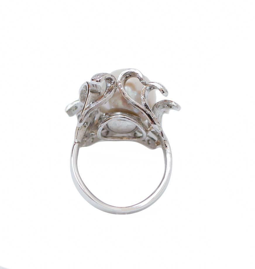 Retro 12, 5 Mm White Pearl, Diamonds, Platinum Ring. For Sale