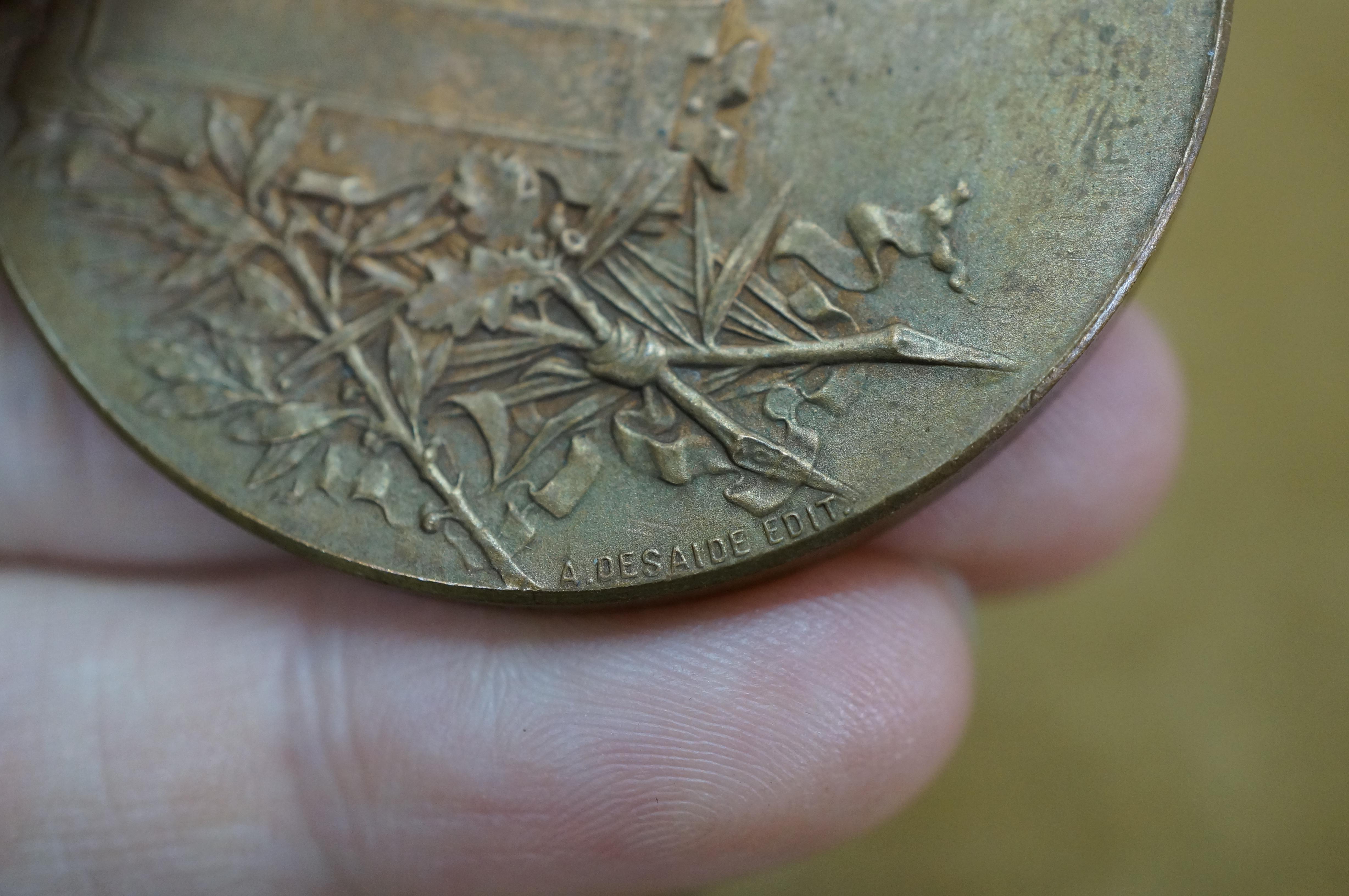 12 médailles anciennes en bronze Art Nouveau Médailles des employés de la NCR Récompenses en vente 7