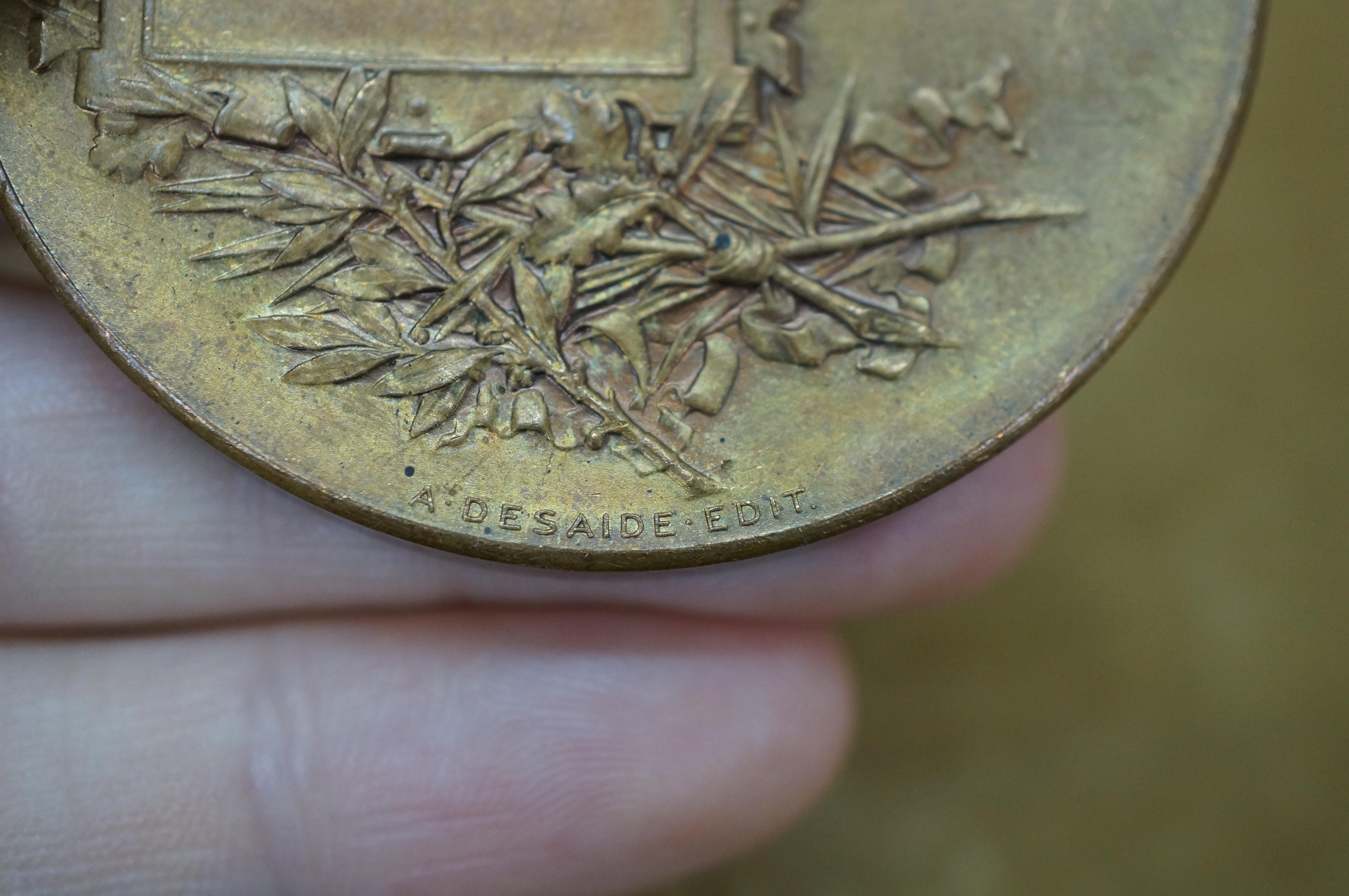 12 médailles anciennes en bronze Art Nouveau Médailles des employés de la NCR Récompenses en vente 8