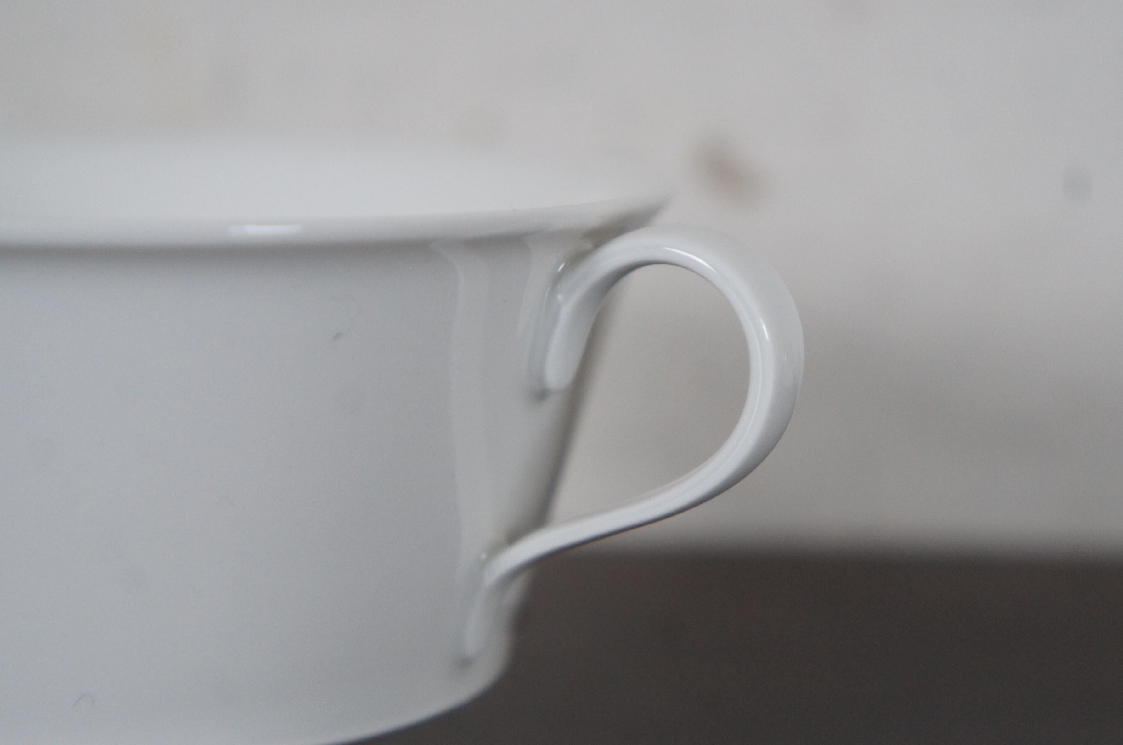 12 Antique Berlin Kpm Arkadia Urania White Porcelain Tea Coffee Cups & Case For Sale 5