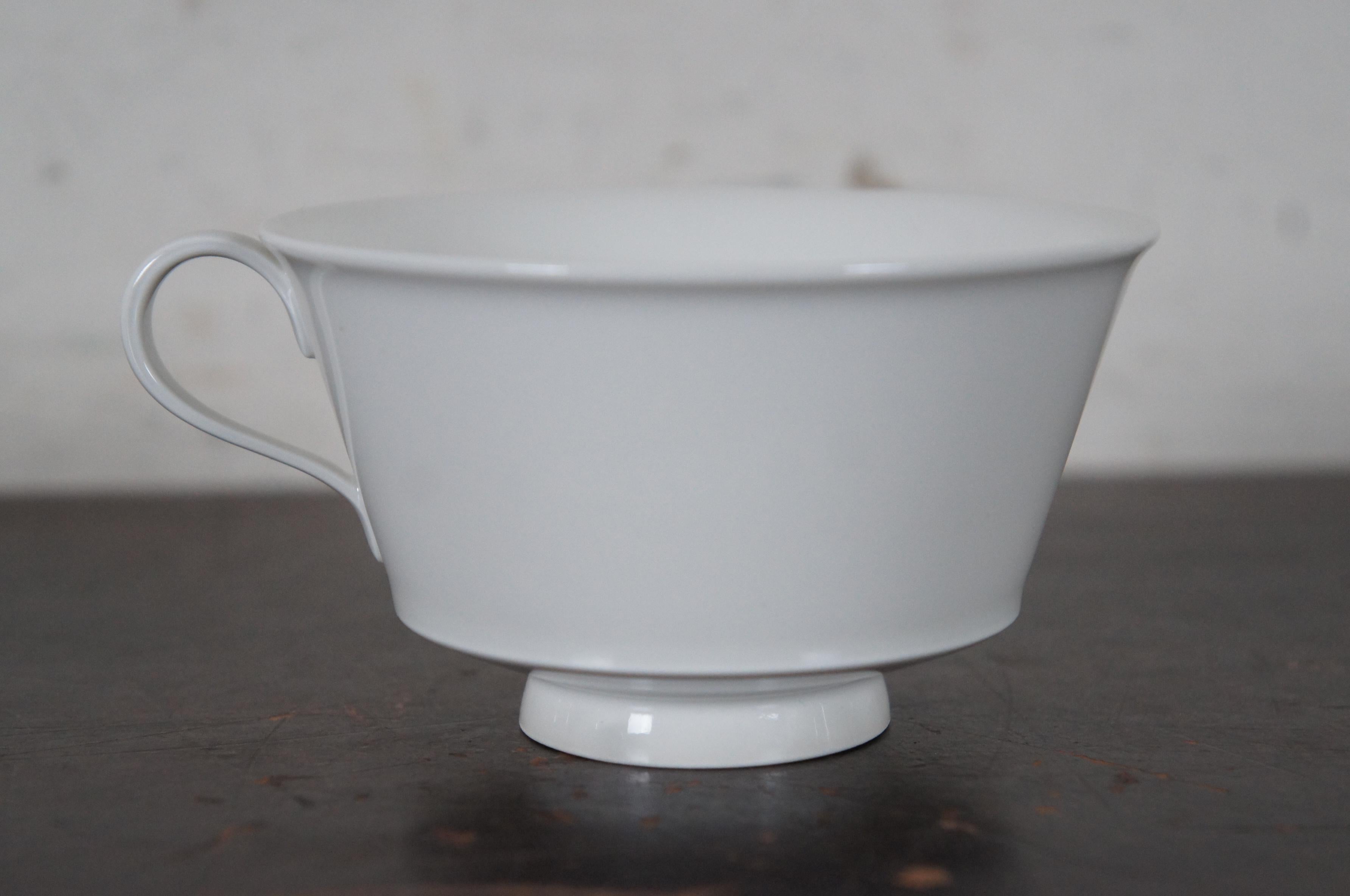 12 Antique Berlin Kpm Arkadia Urania White Porcelain Tea Coffee Cups & Case For Sale 2