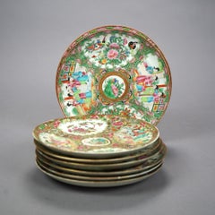 12 Antique Chinese Rose Medallion Porcelain Plates, Early 20thC