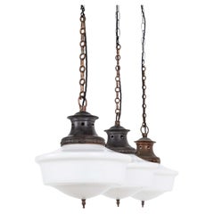 Lampada a sospensione da 12" in vetro opalino antico GEC Art Deco, C.C. 1930