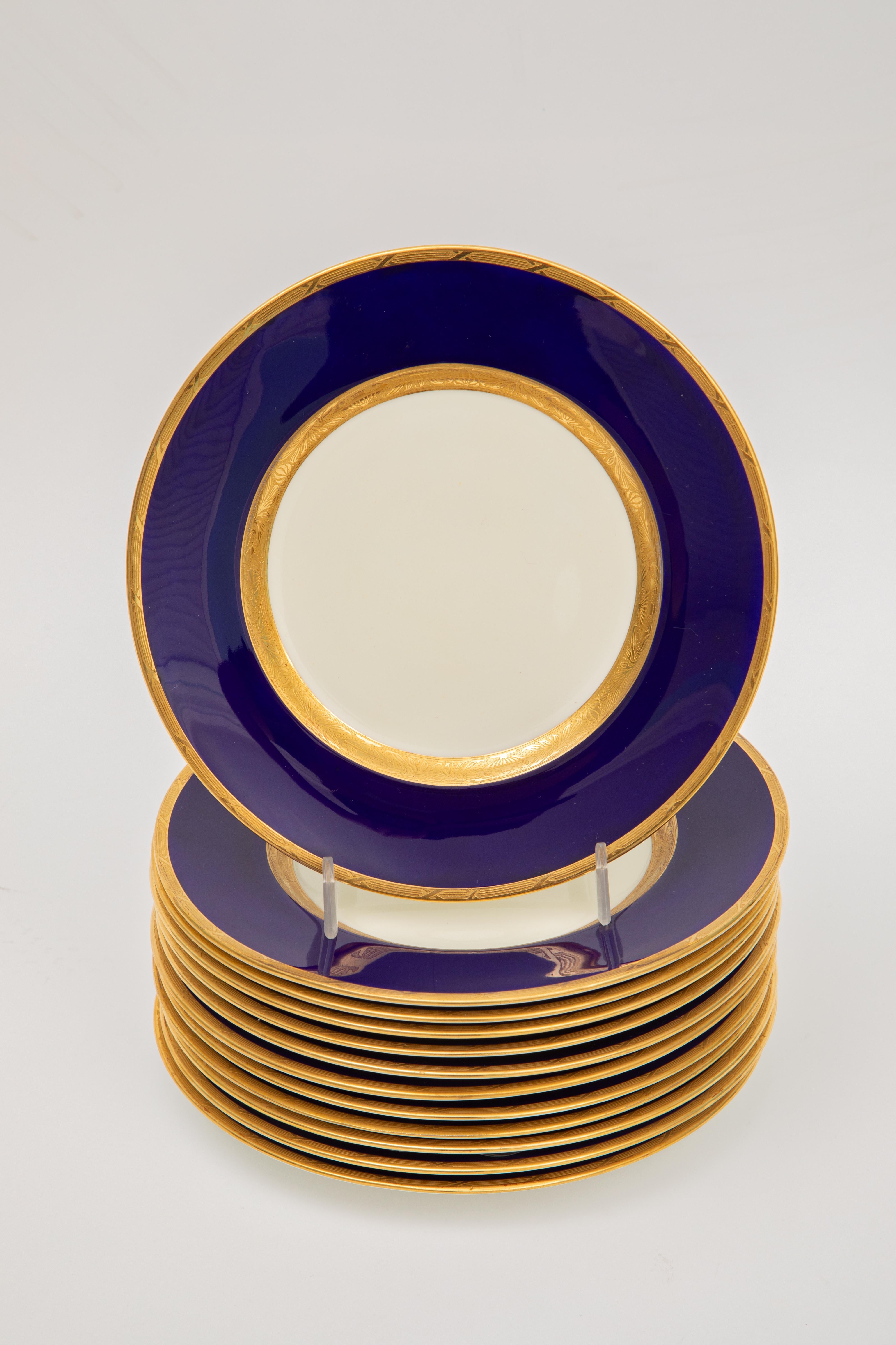 Britannico 12 Antichi piatti da portata o da dessert Minton England blu cobalto e oro in vendita