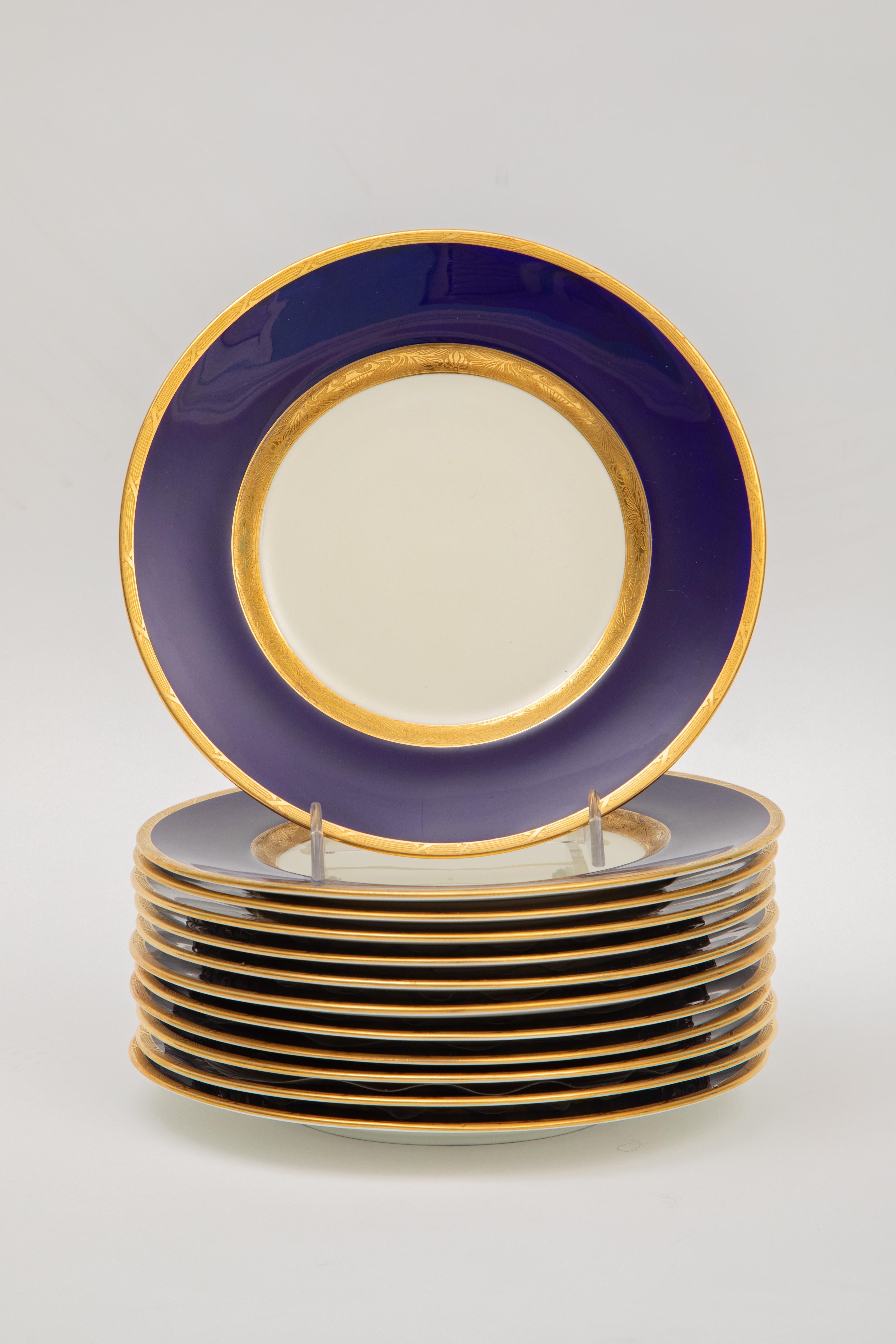 12 Antichi piatti da portata o da dessert Minton England blu cobalto e oro In condizioni buone in vendita a West Palm Beach, FL