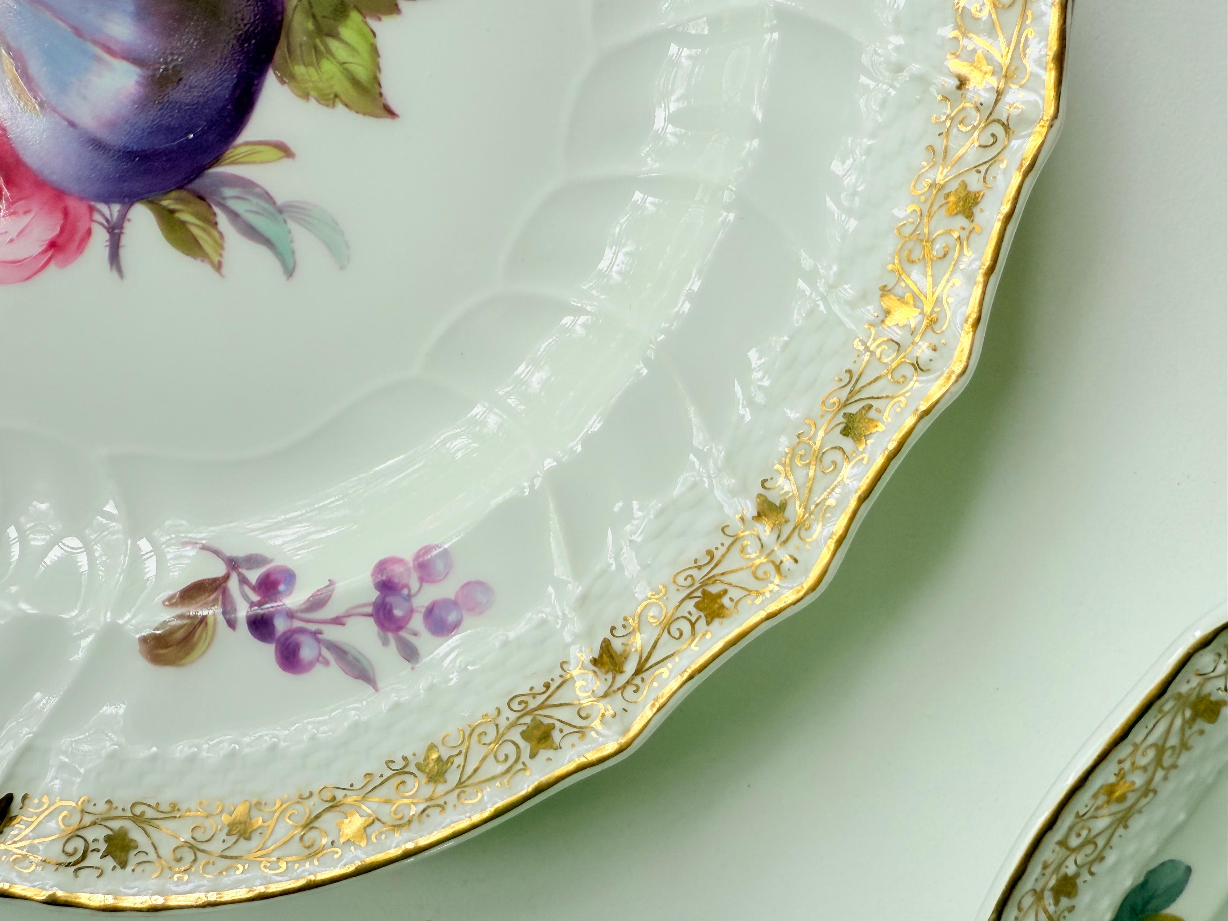 12 assiettes anciennes KPM Berlin Köniigliche Porzellan-Manufaktur en vente 12
