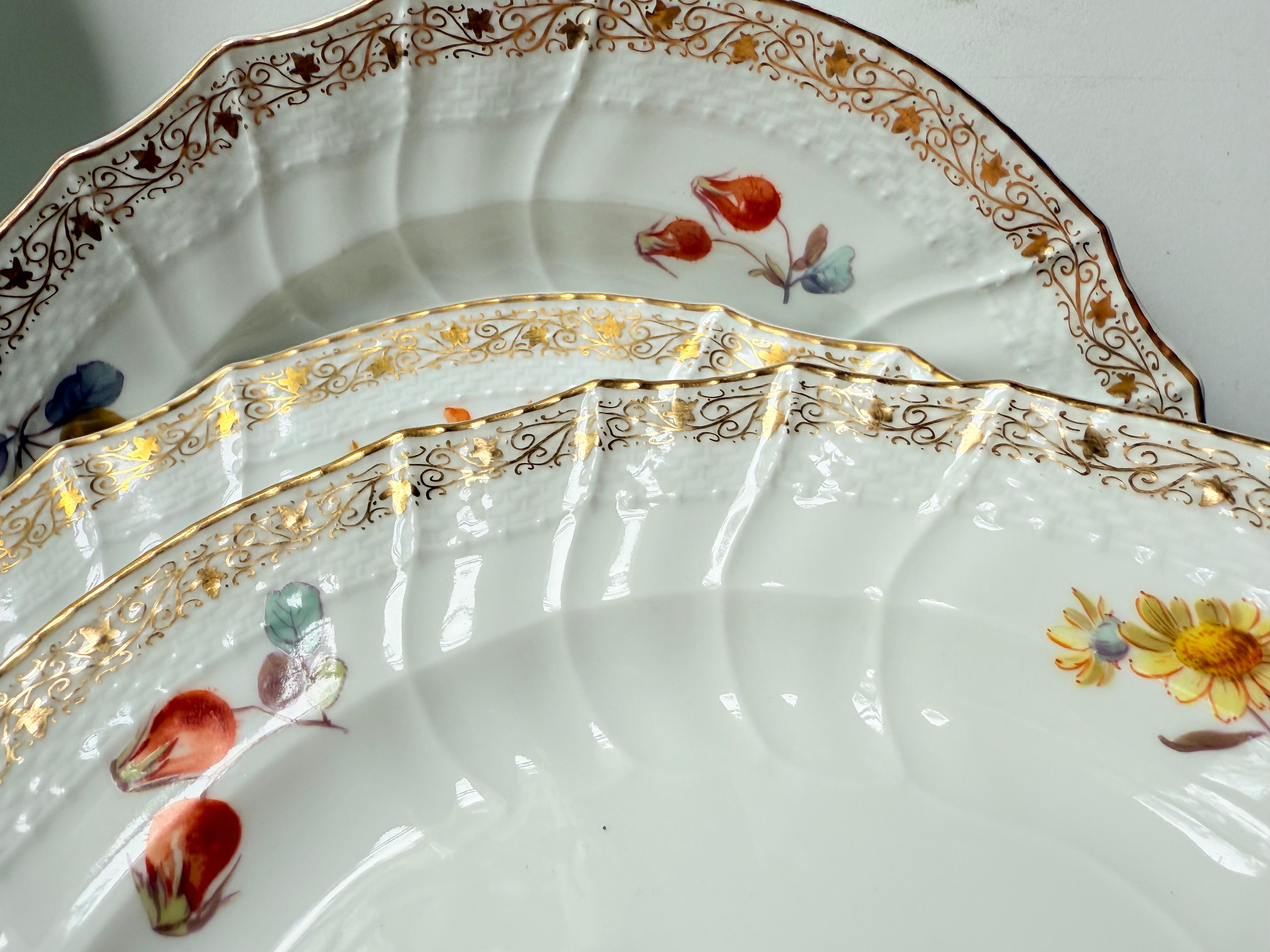 12 assiettes anciennes KPM Berlin Köniigliche Porzellan-Manufaktur en vente 13