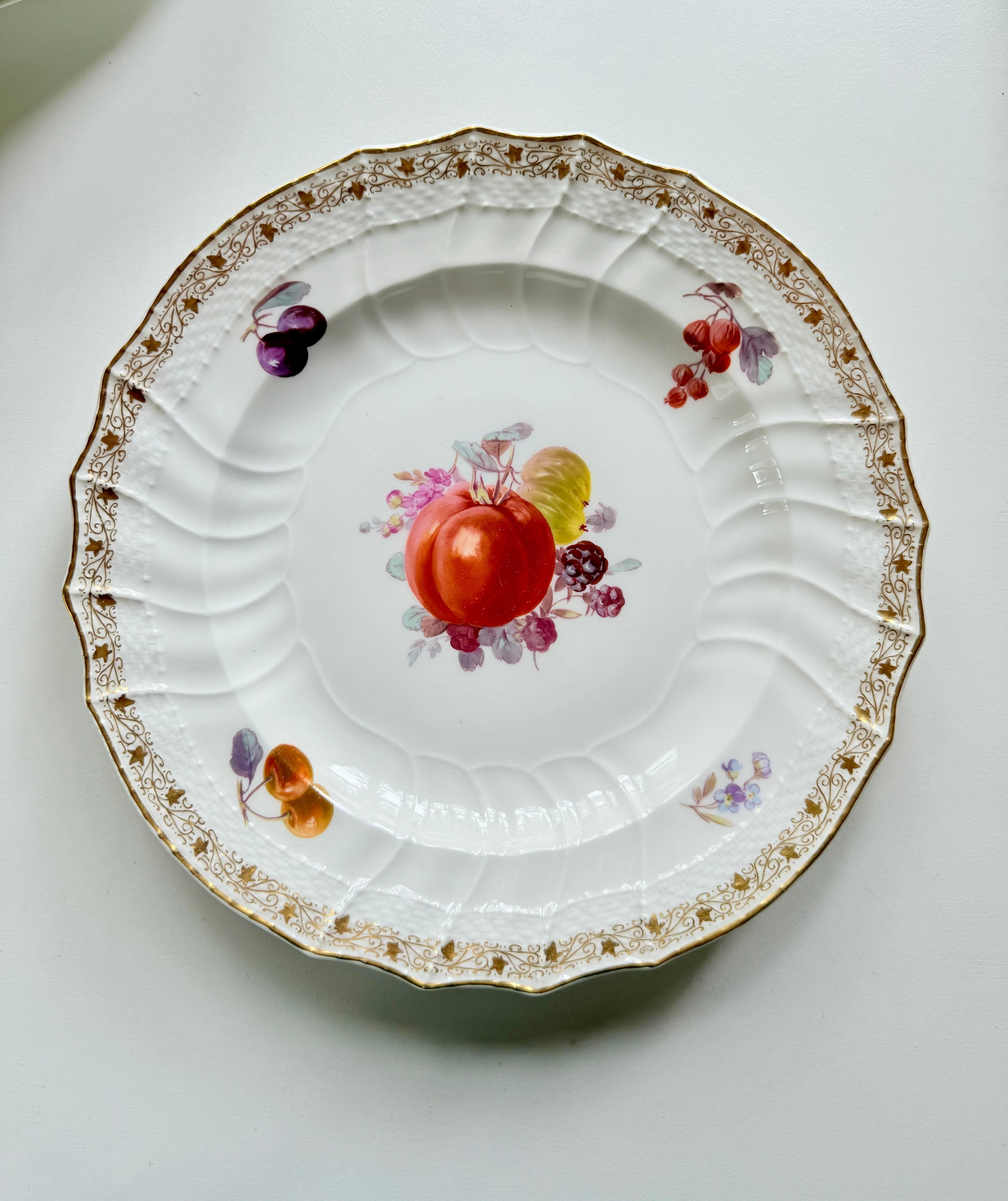 Milieu du XXe siècle 12 assiettes anciennes KPM Berlin Köniigliche Porzellan-Manufaktur en vente