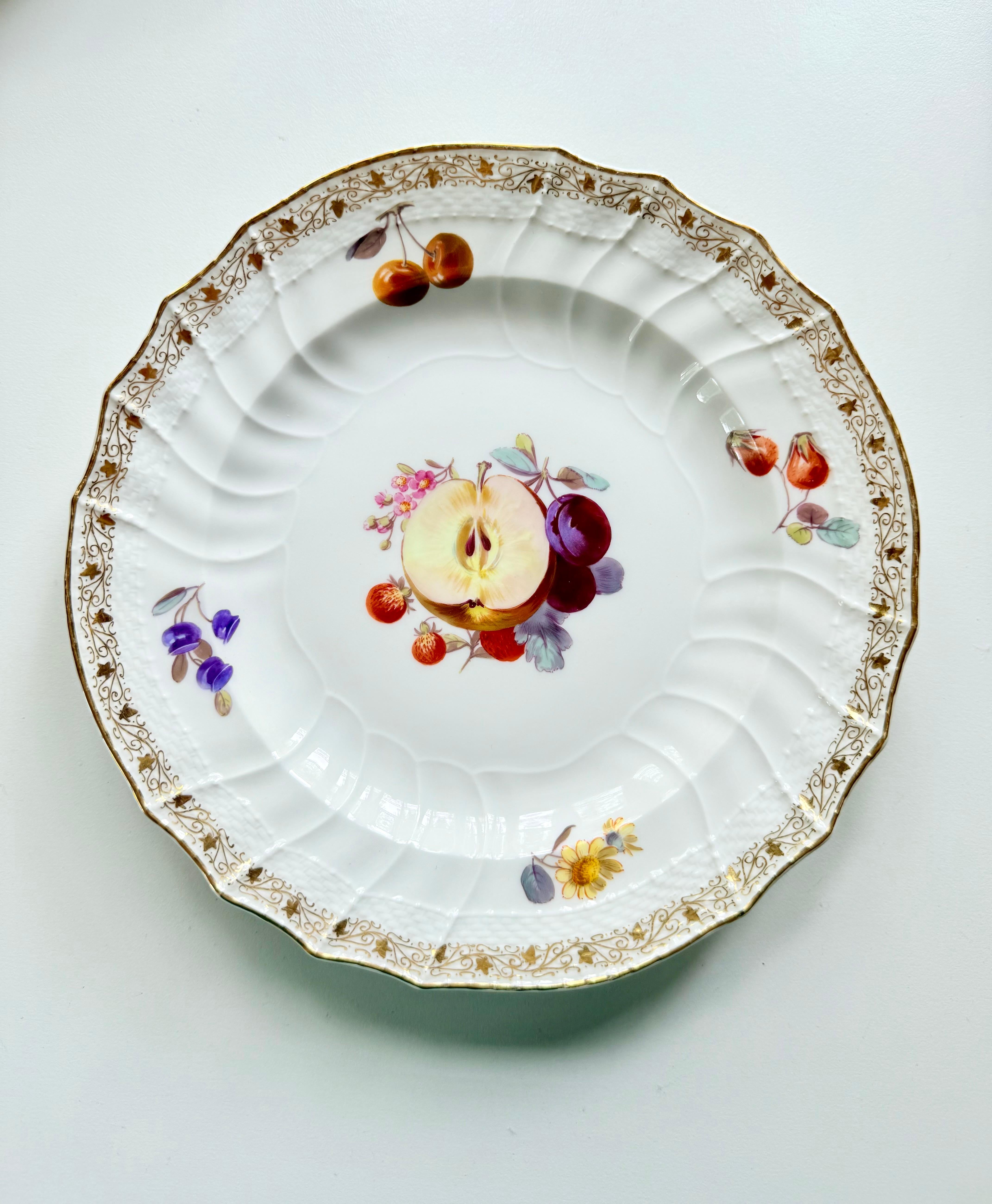 12 assiettes anciennes KPM Berlin Köniigliche Porzellan-Manufaktur en vente 1