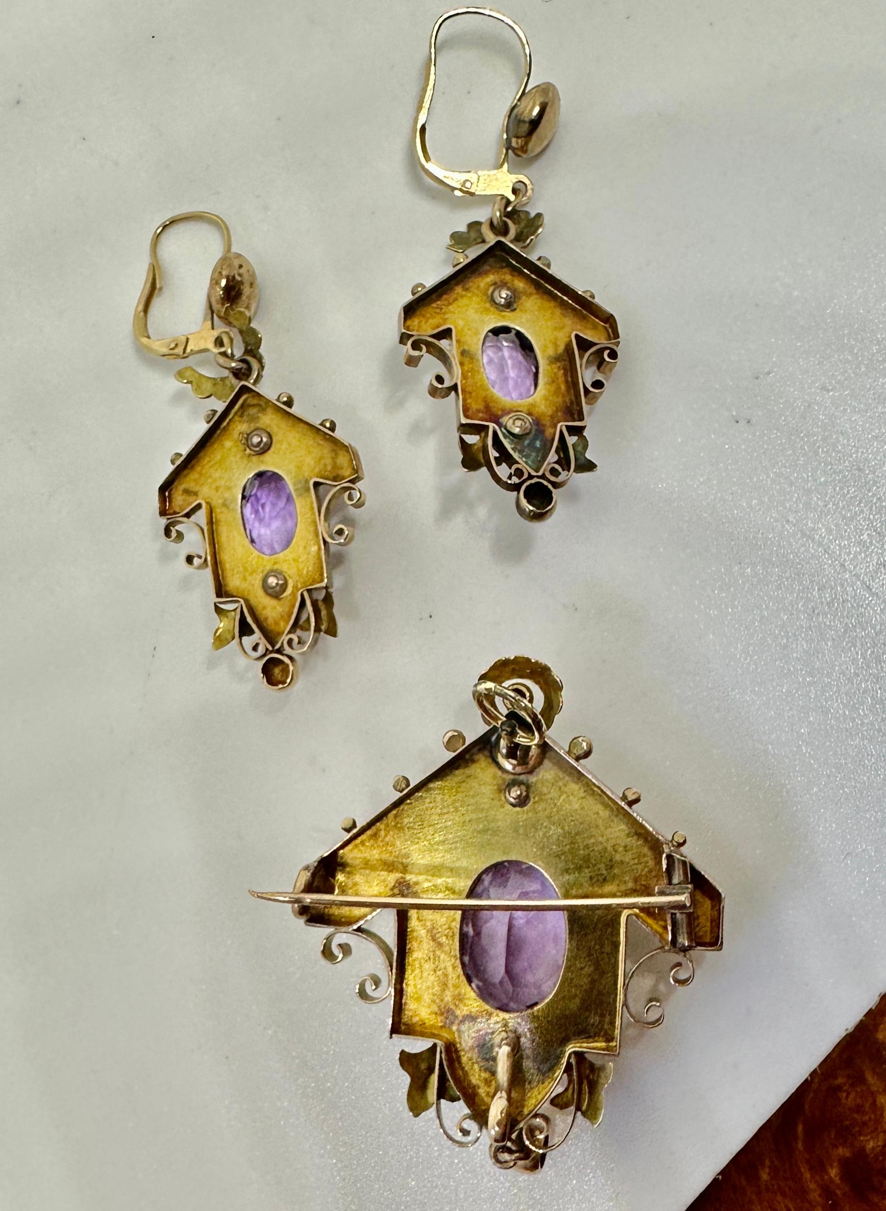 12 Carat Amethyst Earrings Pendant Necklace Gold Victorian Engraved Parure 1870 For Sale 4
