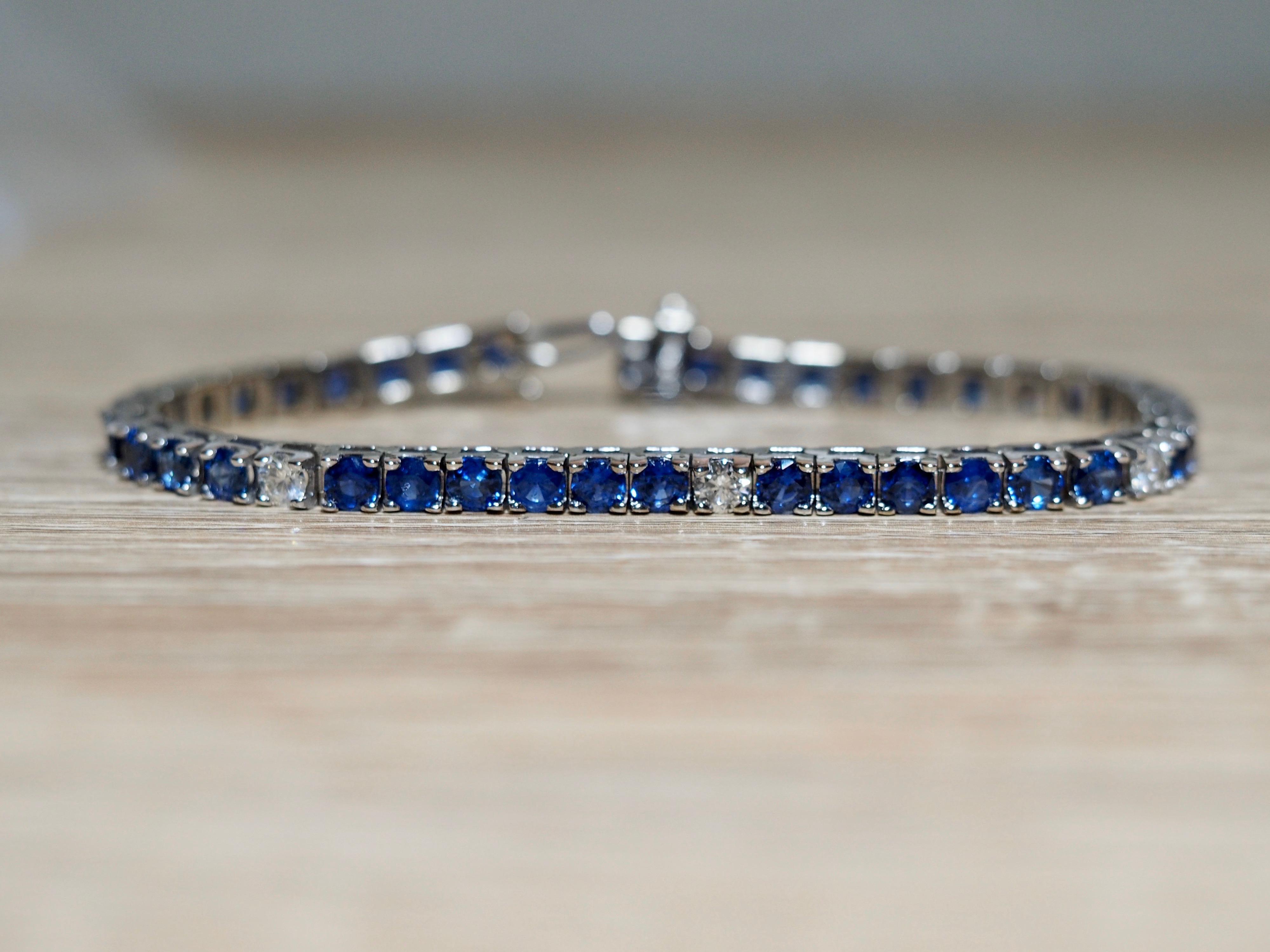 Round Cut 12 Carat Blue Sapphire and Diamond Tennis Bracelet