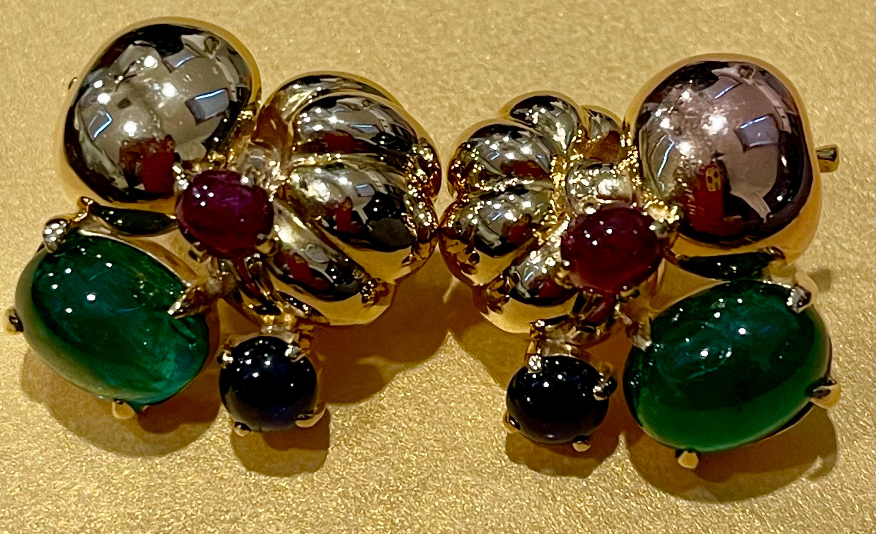 12 Carat Cabochon Emerald Diamond Clip Earrings 14 Karat Yellow Gold, Estate For Sale 3