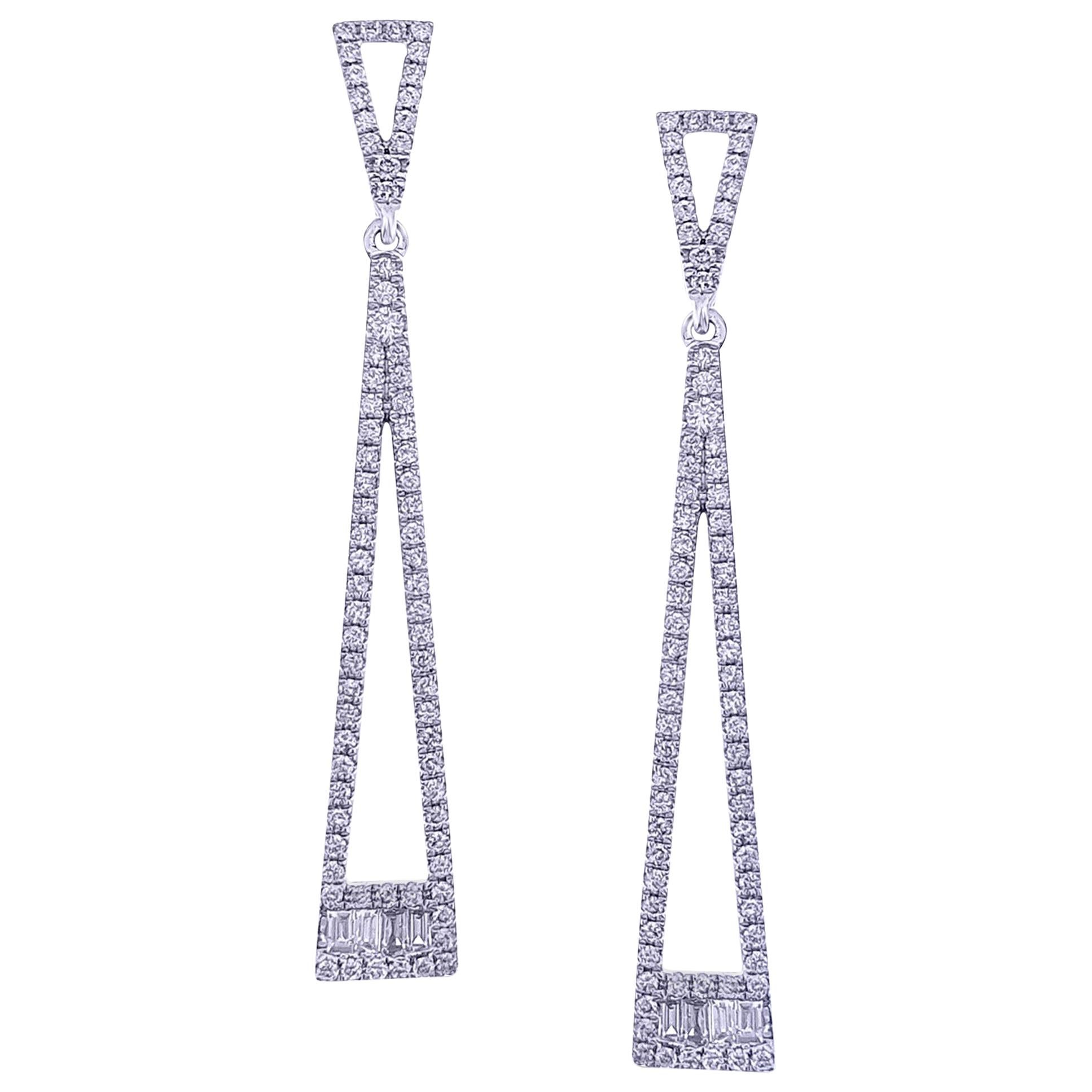 Boucles d'oreilles pyramides en or blanc 18 carats et diamants