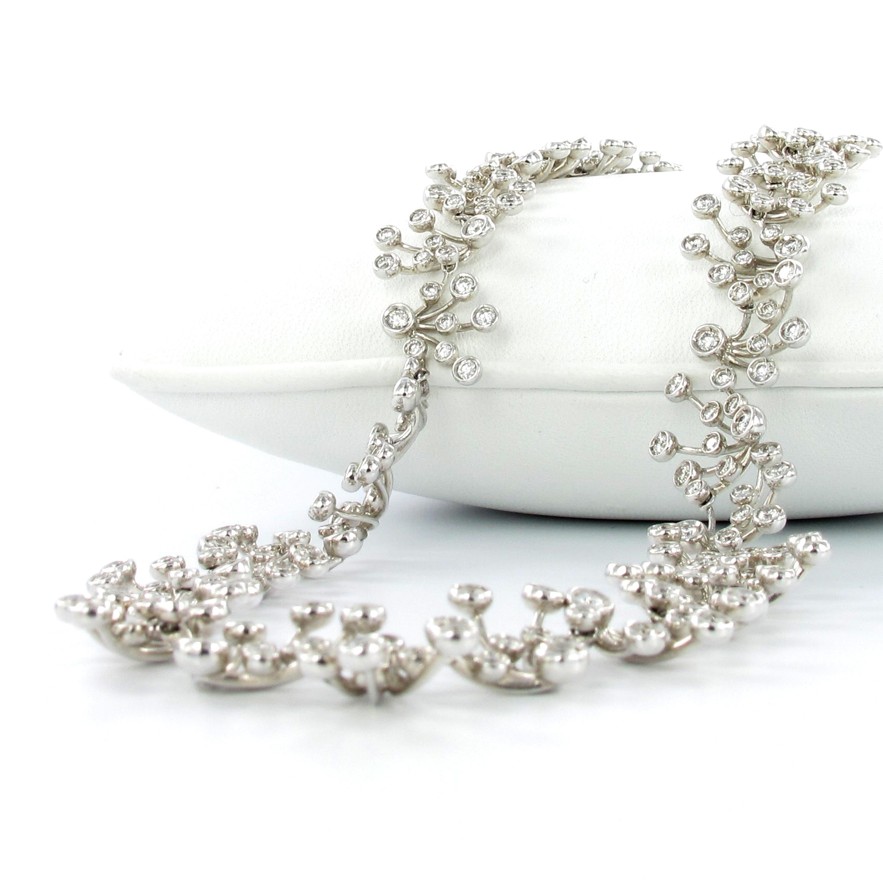 12 Karat Diamant Weißgold 750 Halskette im Zustand „Hervorragend“ im Angebot in Lucerne, CH