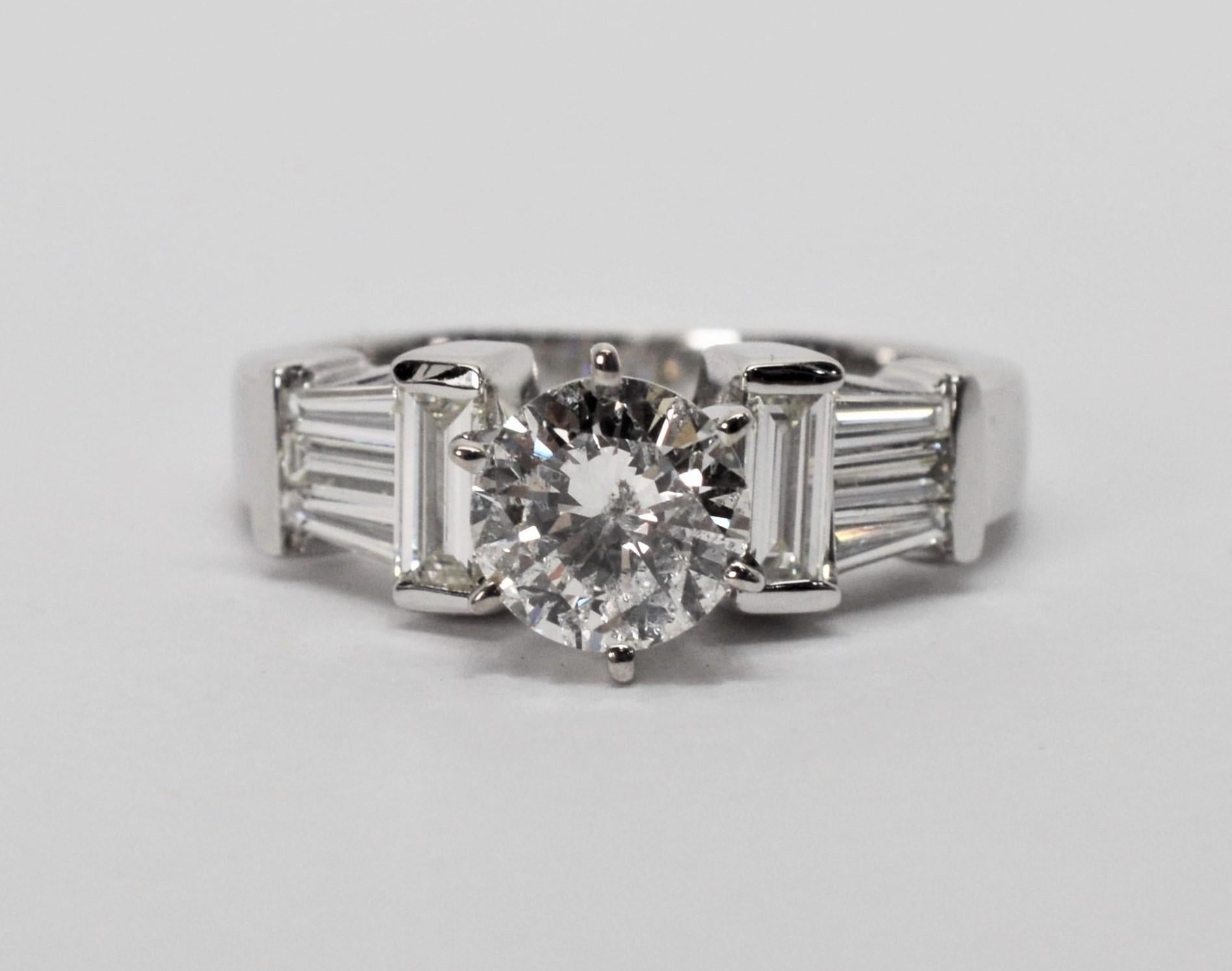 1.2 Carat Diamond White Gold Engagement Ring In Good Condition For Sale In Mount Kisco, NY