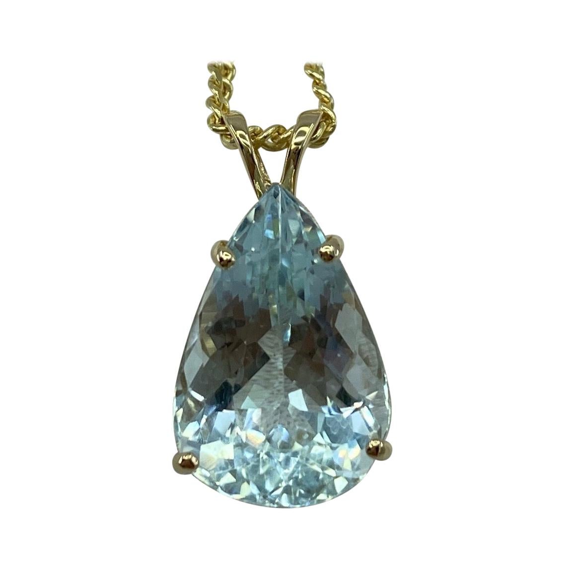 12 Carat Fine Blue Aquamarine Pear Teardrop Cut Yellow Gold Pendant Necklace