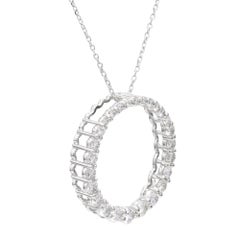 1.2 Carat Graduated Round Diamond Circle Frame Pendant in 14k White Gold ref1069