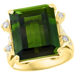 12 + Carat Green Tourmaline and 0.50 Ct Diamond Cocktail Ring 18K Yellow Gold