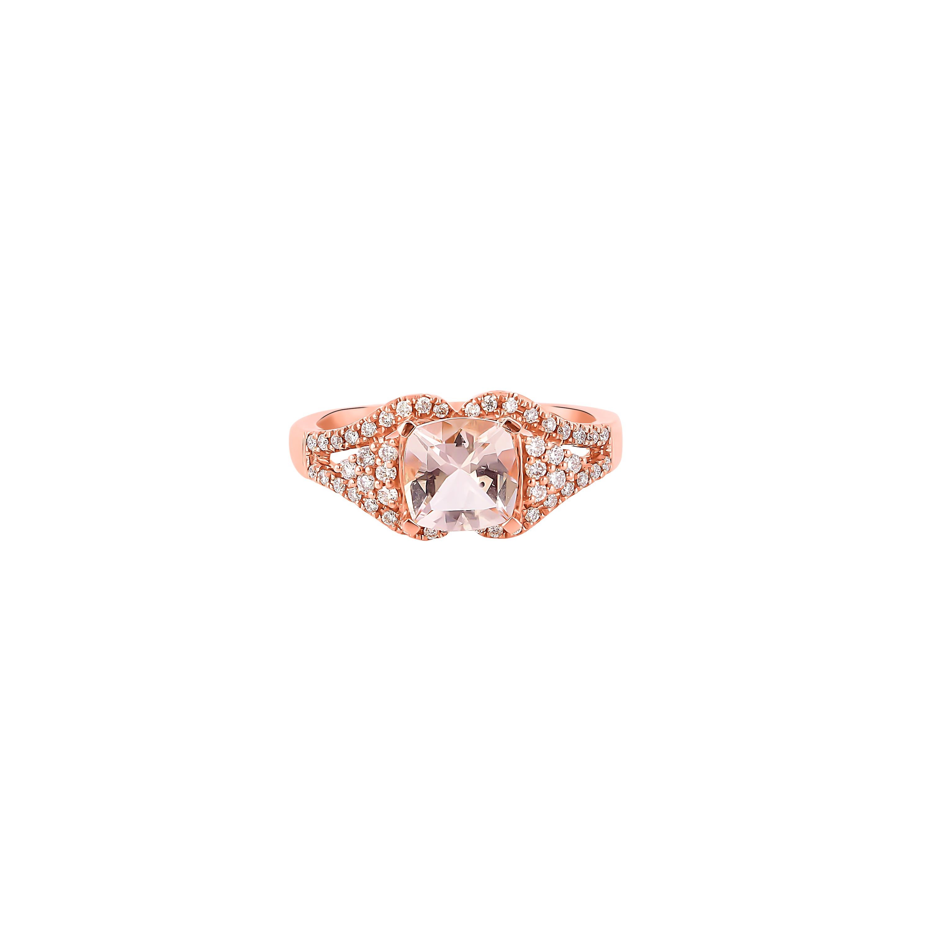 Contemporary 1.2 Carat Morganite and Diamond Ring in 18 Karat Rose Gold For Sale