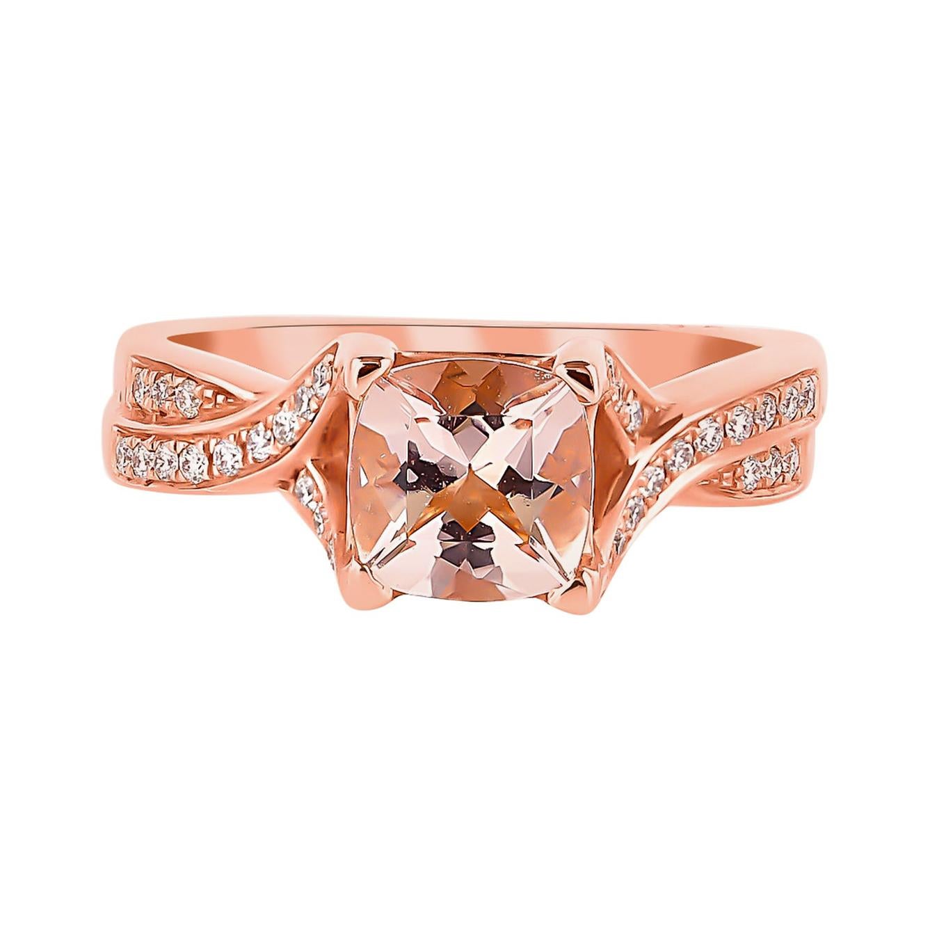 1.2 Carat Morganite and Diamond Ring in 18 Karat Rose Gold For Sale