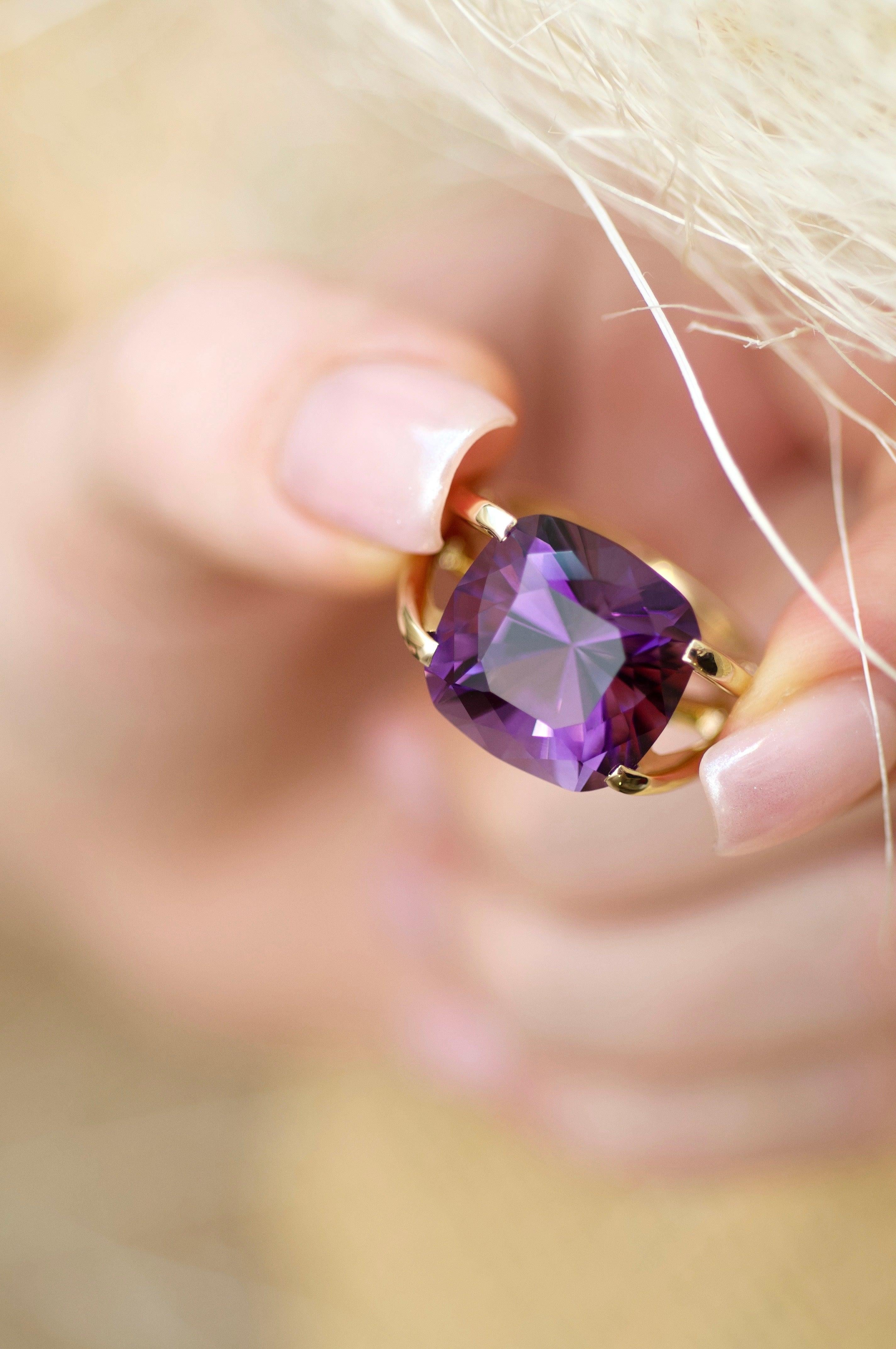 For Sale:  12 Carat Natural Brazilian Purple Amethyst 14 Karat Yellow Gold Cocktail Ring 9