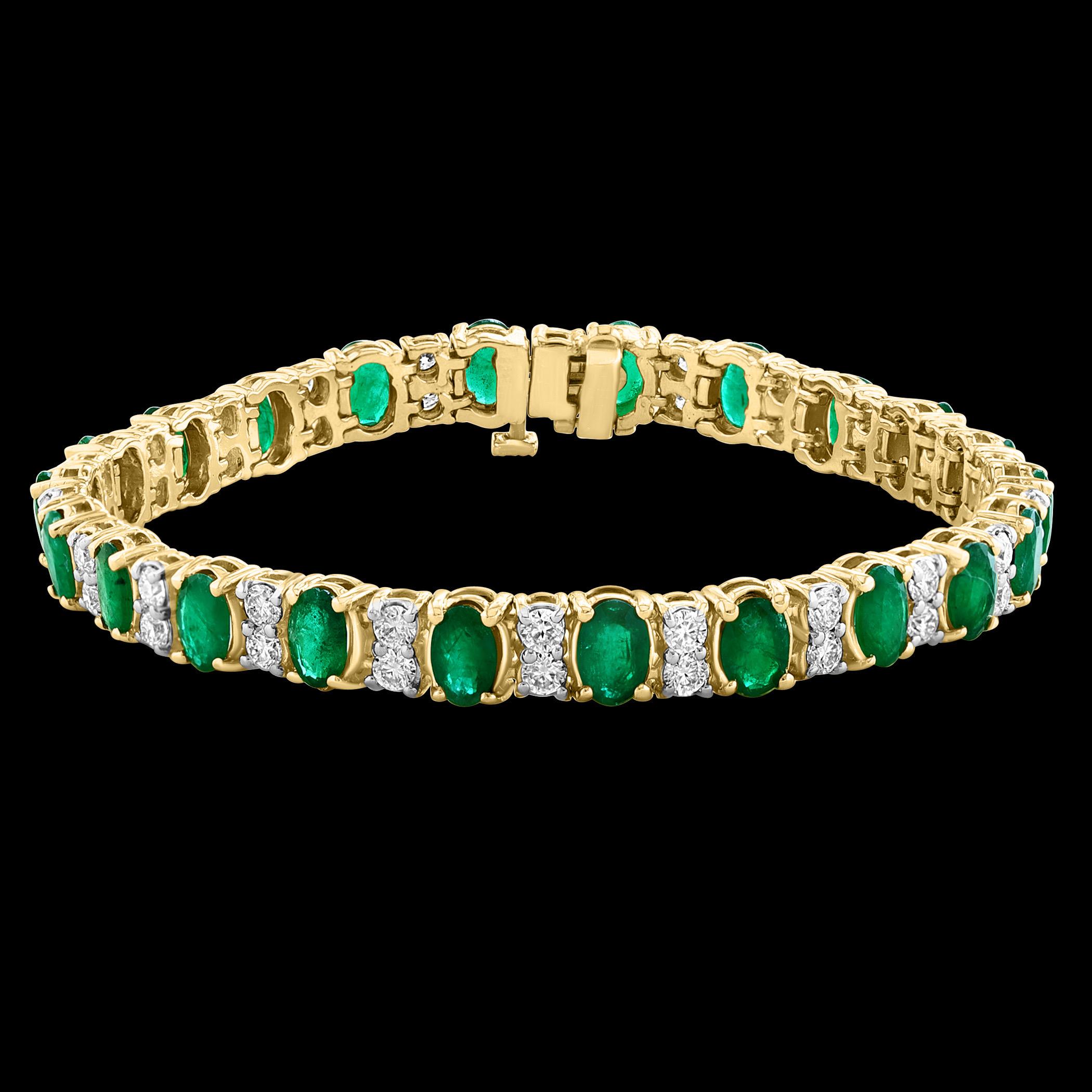 12 Carat Natural Emerald & 2.8 Carat Diamond Tennis Bracelet 14 Kt Yellow Gold For Sale 7