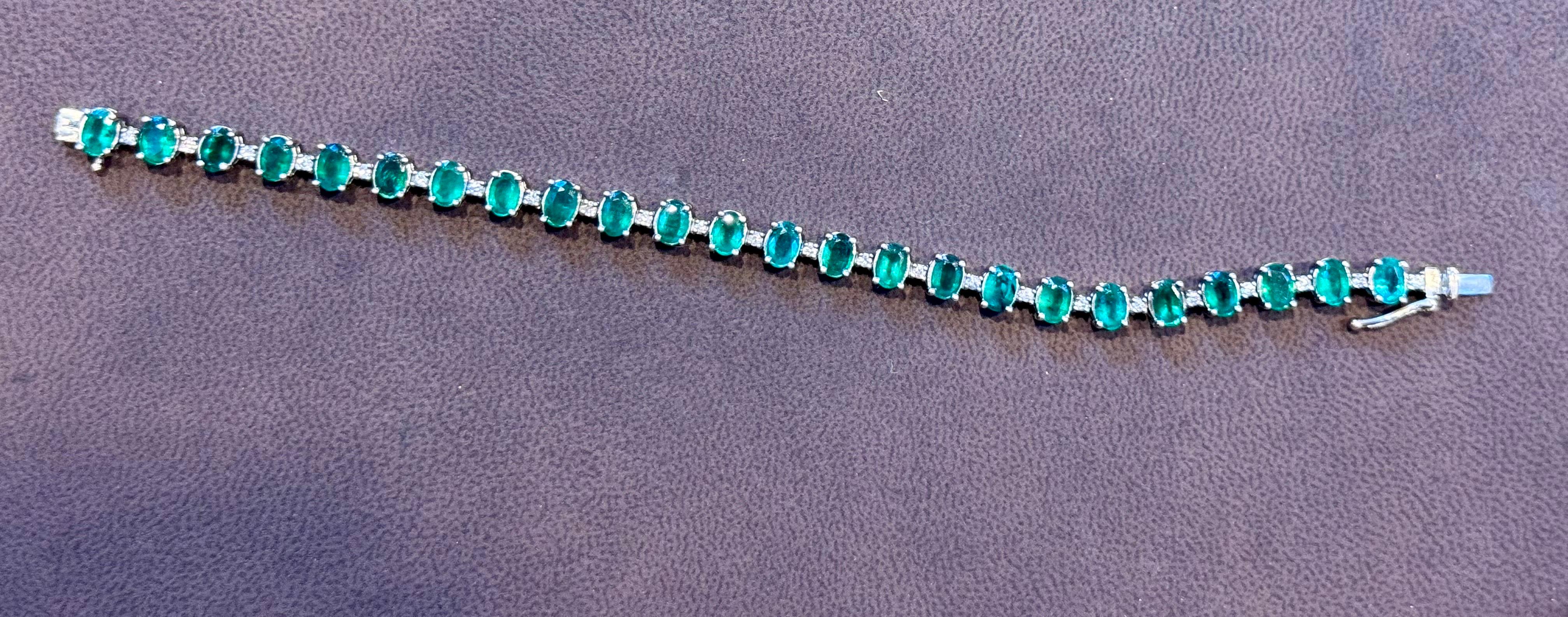 12 Carat Natural Emerald & Diamond Cocktail Tennis Bracelet 14 Karat White gold For Sale 7