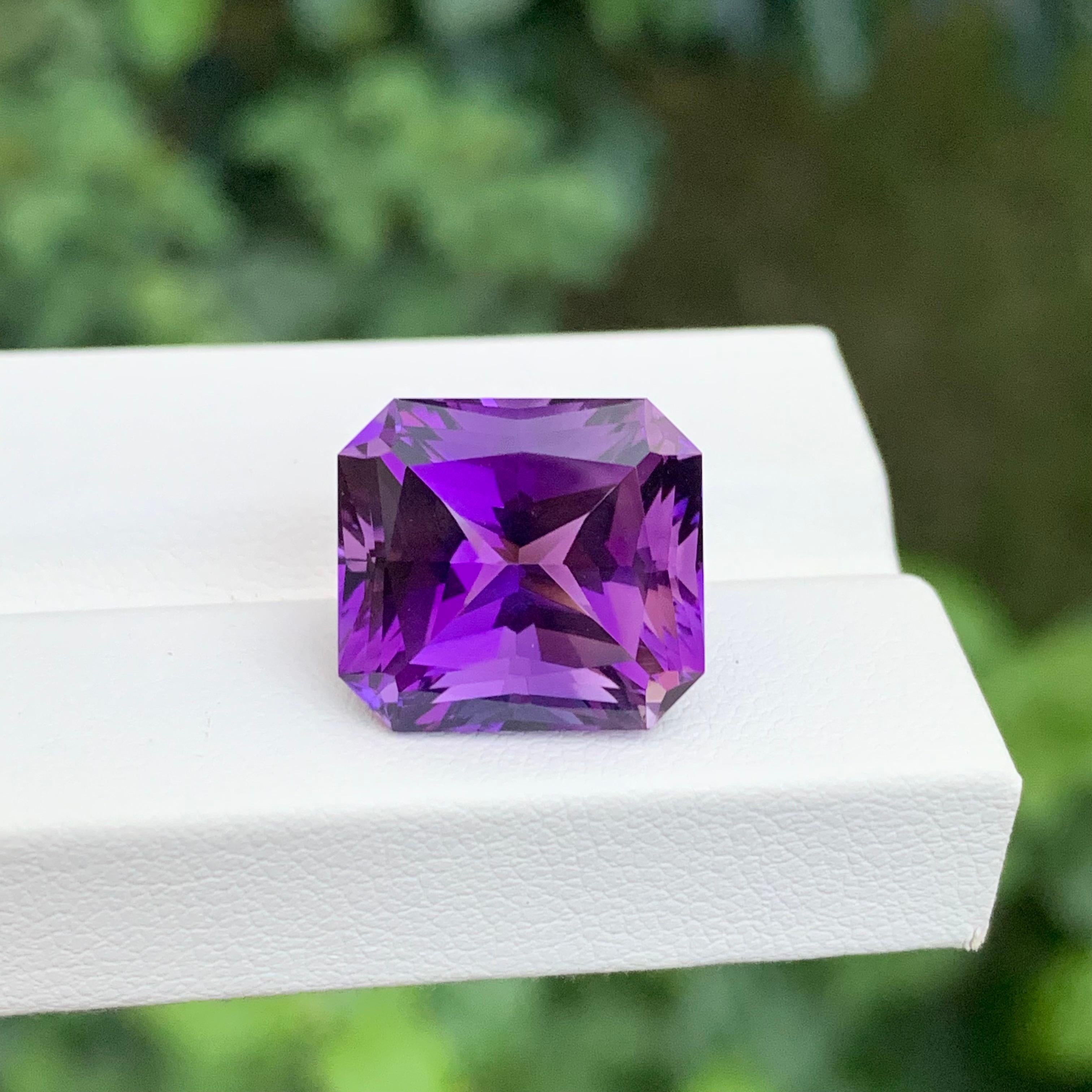 Arts and Crafts 12 Carat Natural Loose Deep Purple Amethyst Emerald Shape Gemstone For Sale